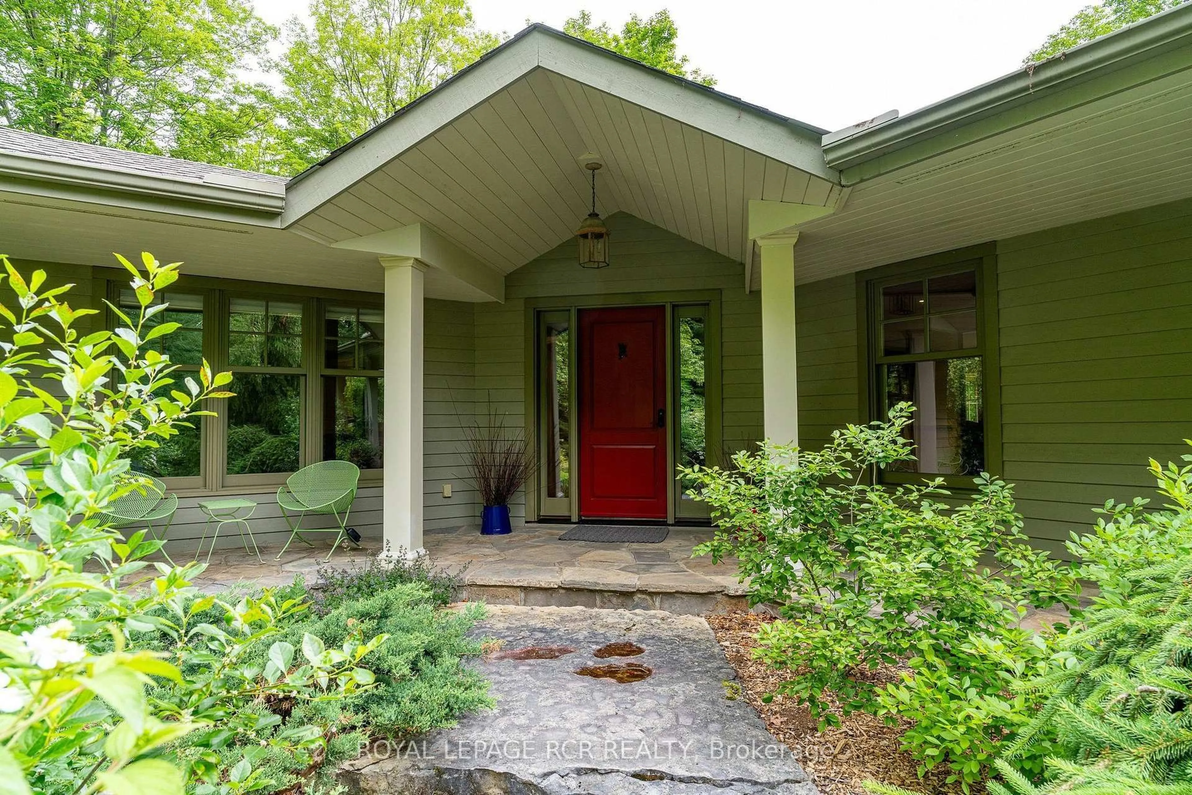Indoor entryway for 626280 15th Sdrd, Mulmur Ontario L9V 0T4