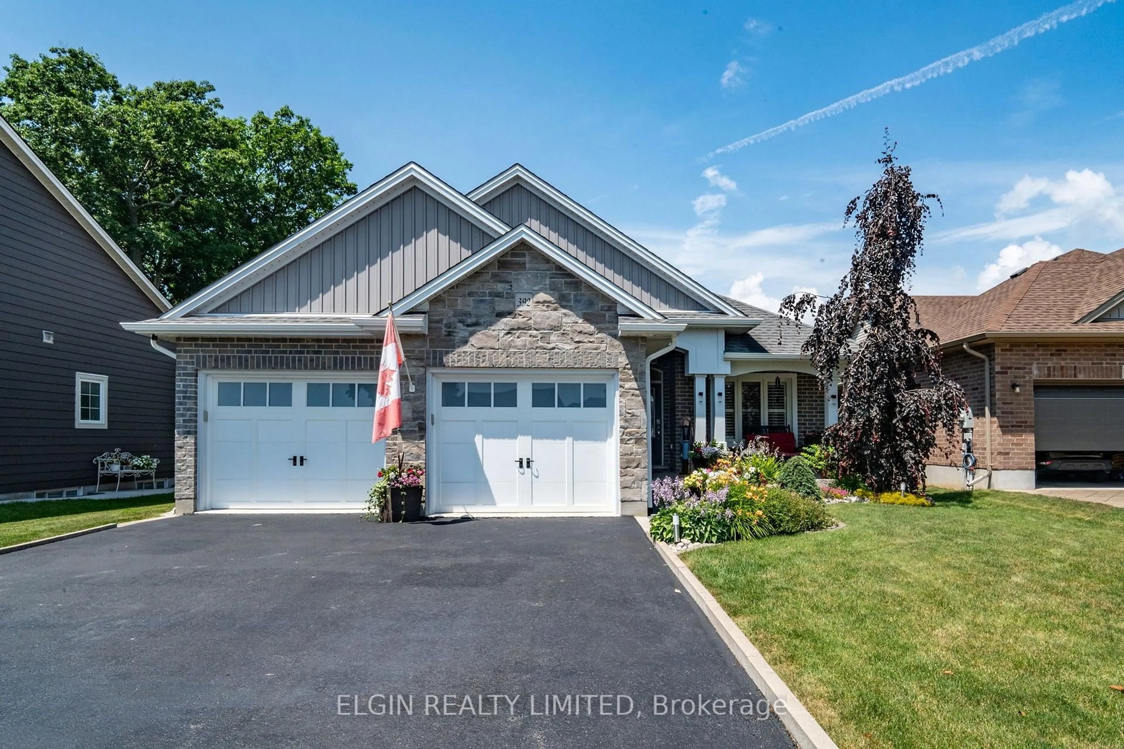 Unknown for 392 Larry St, Central Elgin Ontario N5L 0A6