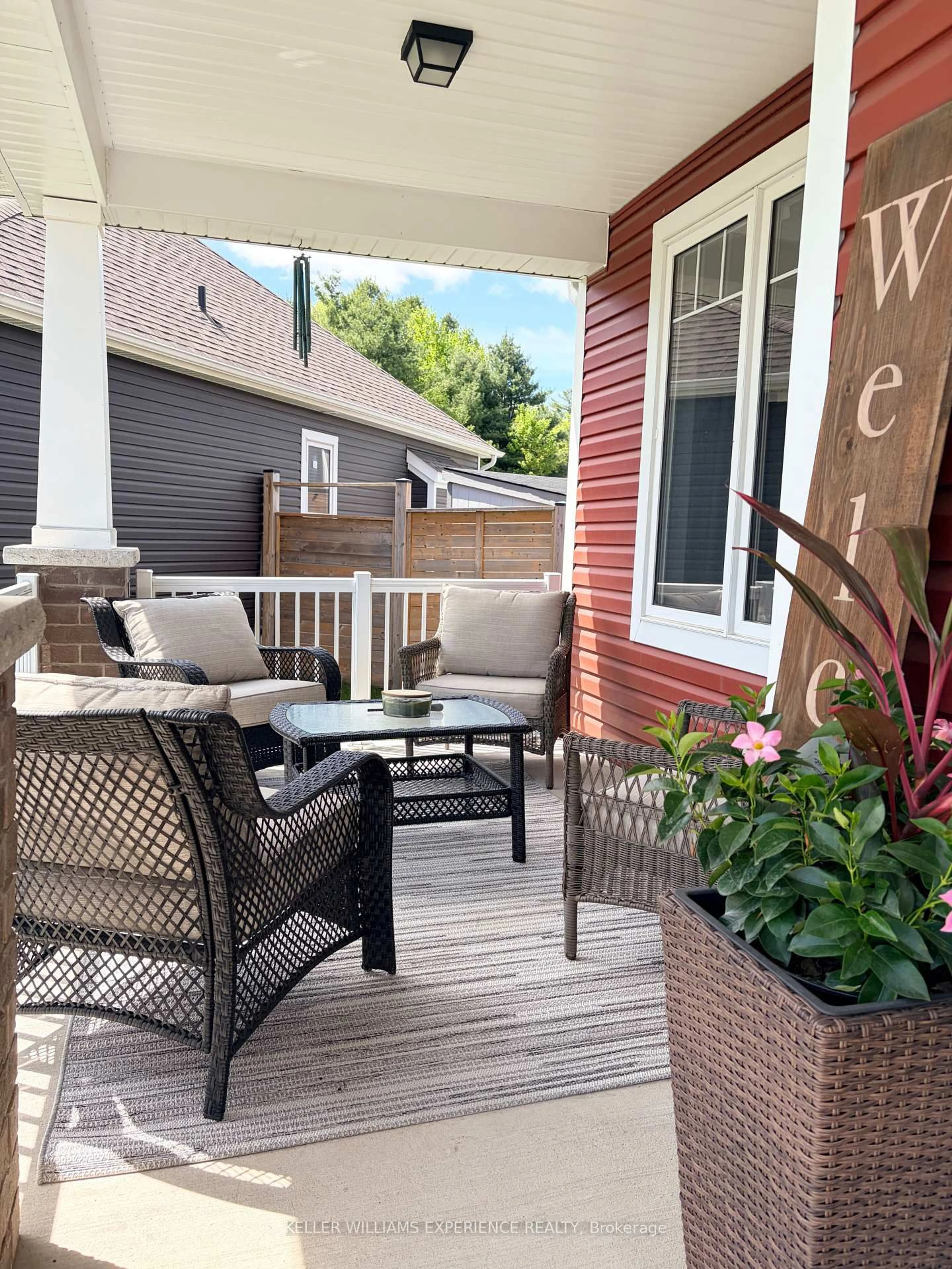 Patio, unknown for 31 Browning Blvd, Bracebridge Ontario P1L 0G2