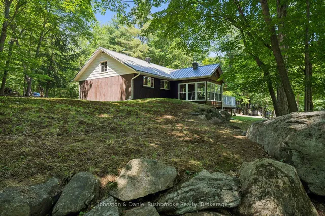 1155 Stephen Rd #8, Muskoka Lakes 2