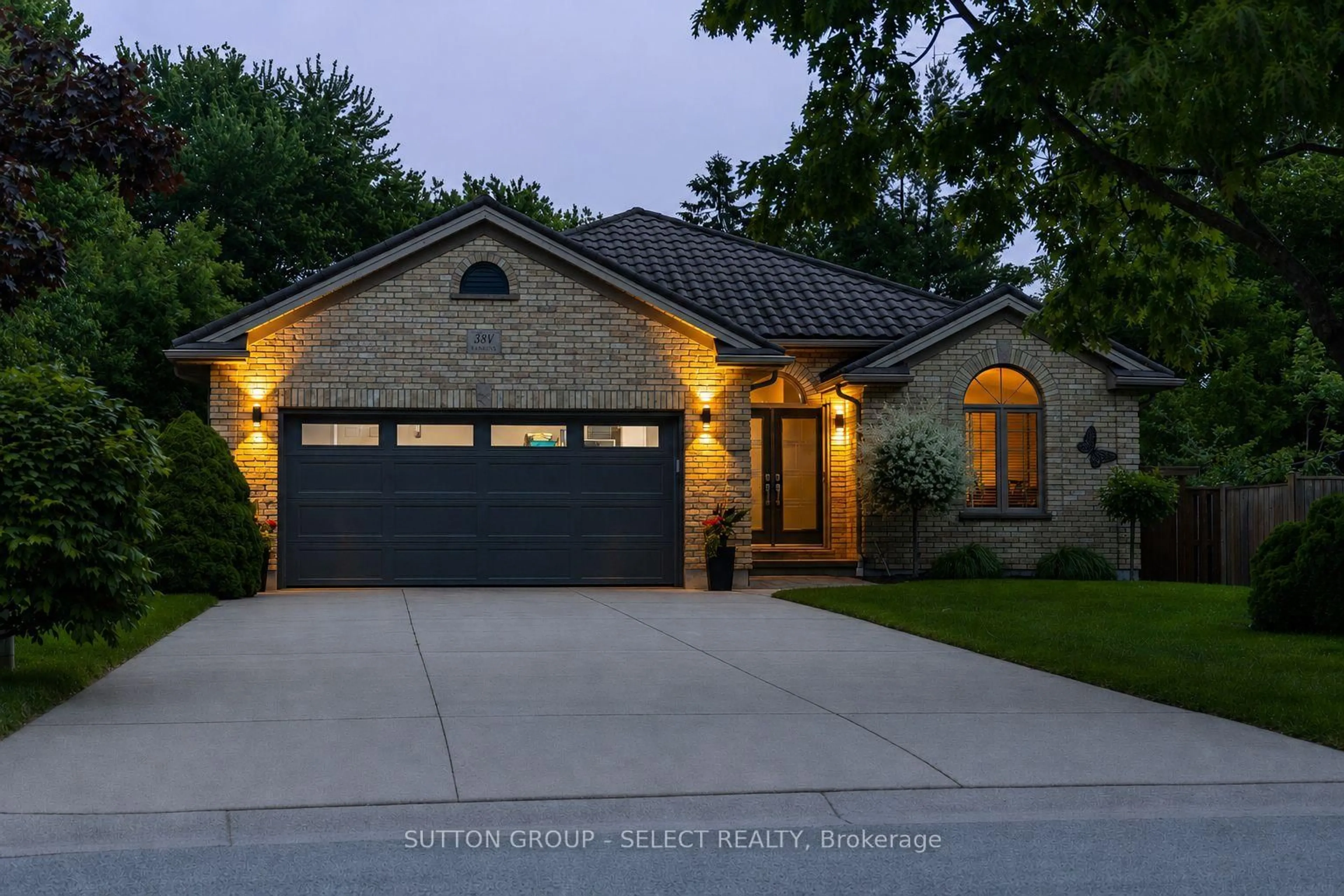 Home with brick exterior material, street for 581 Inverness Ave, London North Ontario N6H 5R3