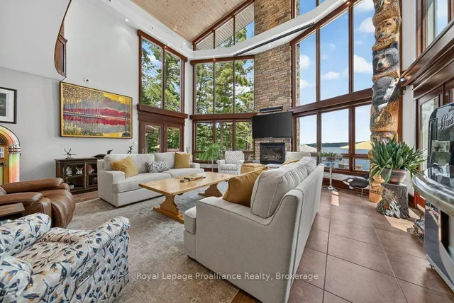 1003 A & B Sunrise Beach Lane, Cloyne 5