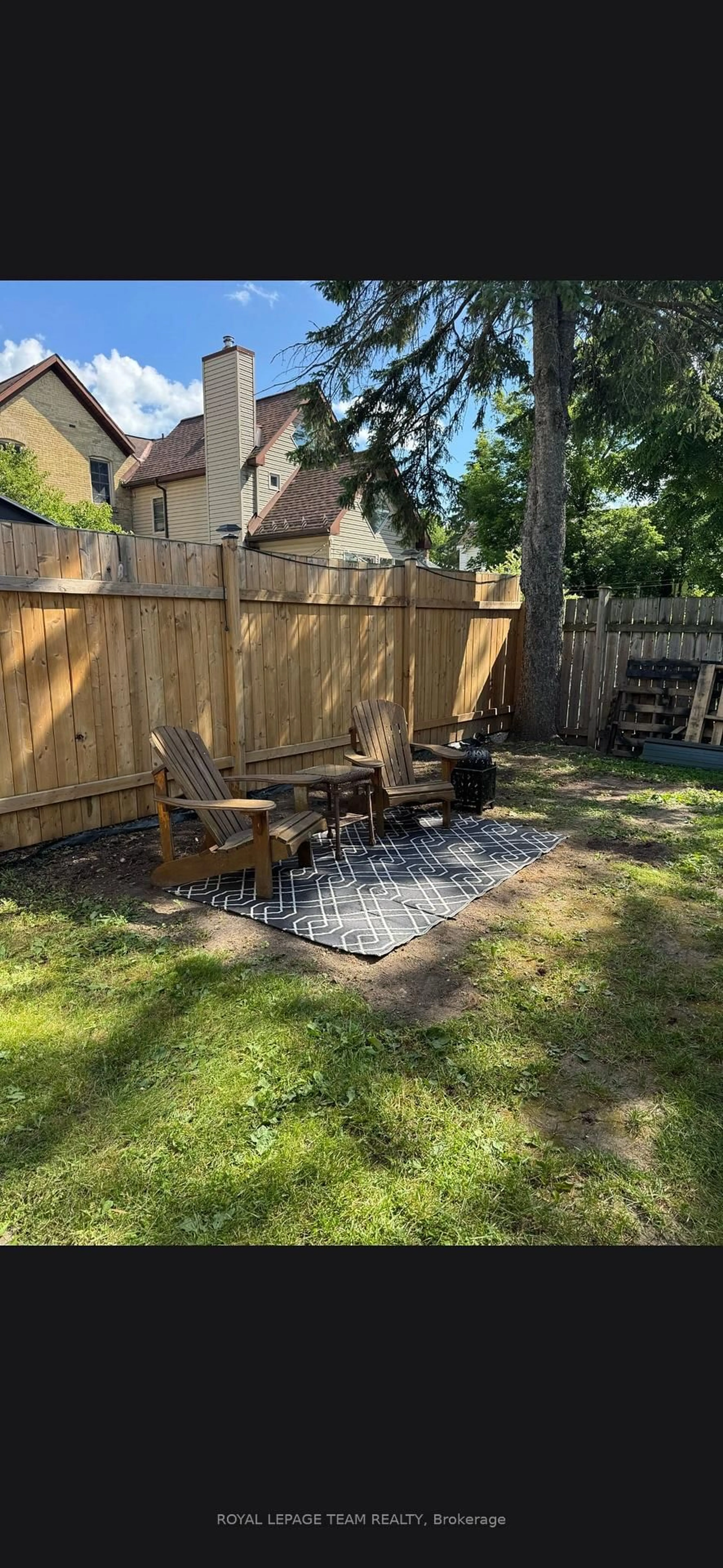 Patio, street for 88 North St, Perth Ontario K7H 2T3