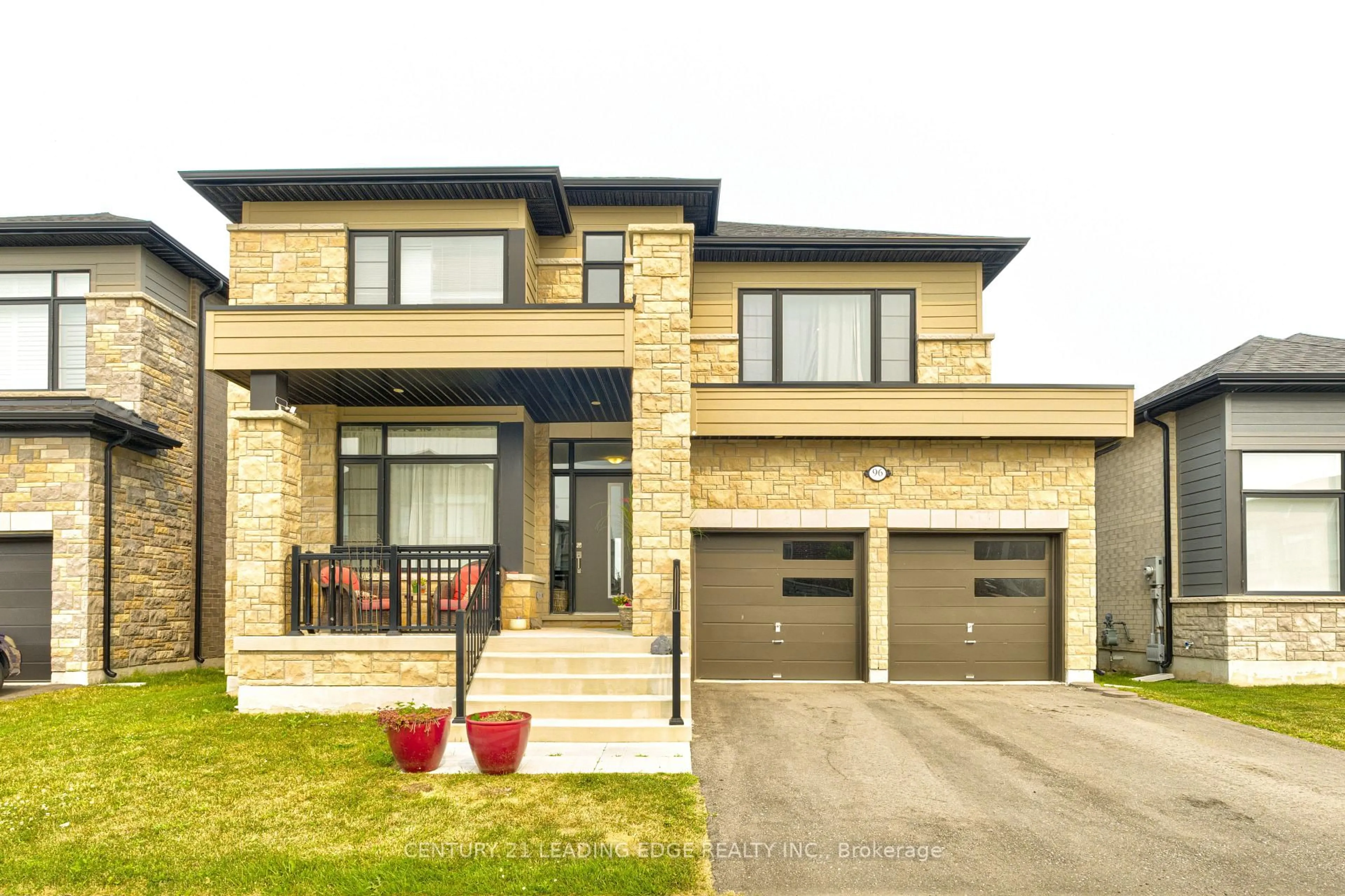 Home with brick exterior material, street for 96 Shoreview Dr, Welland Ontario L3B 6H9