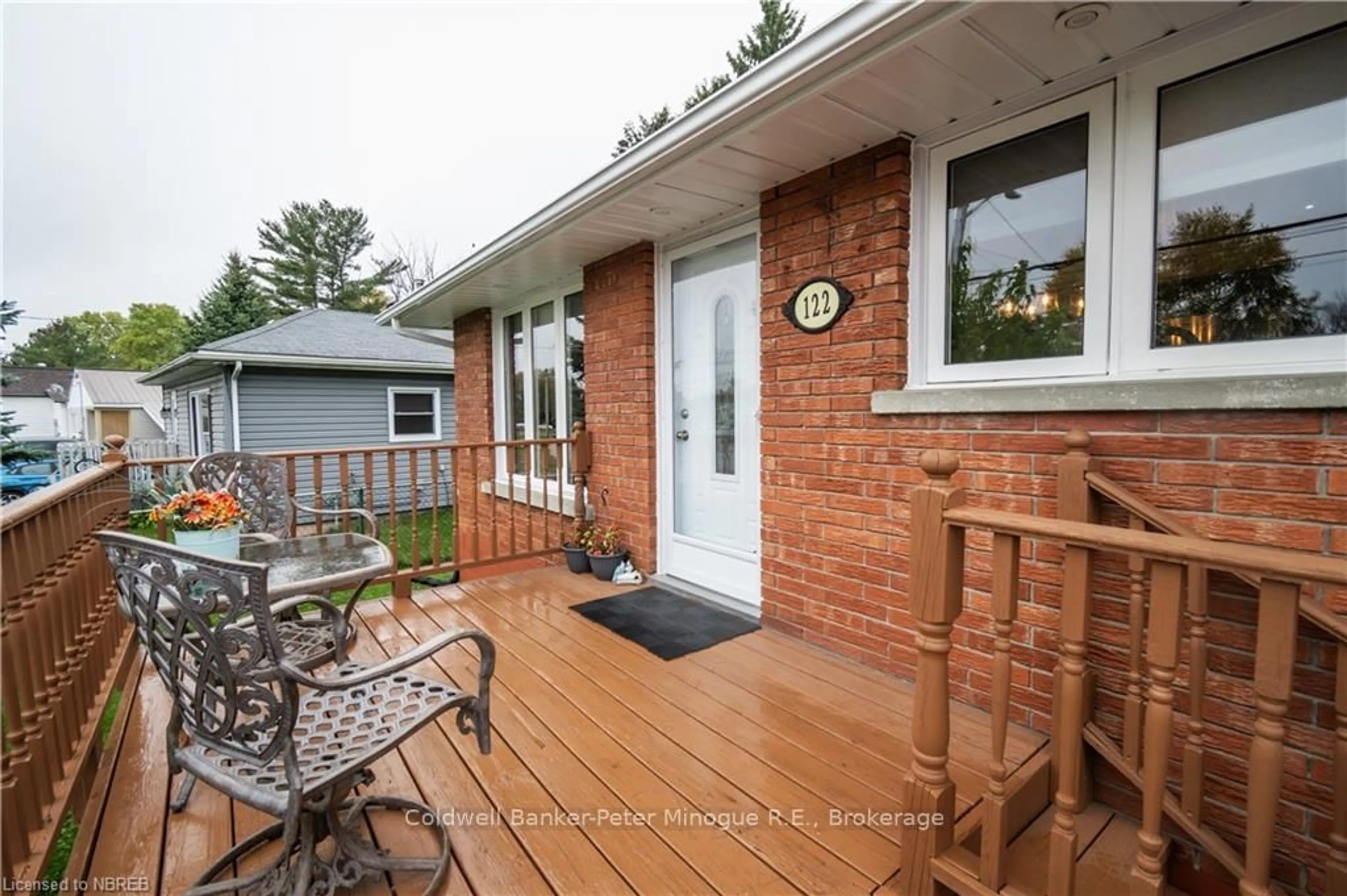 Patio, unknown for 122 MILANI St, North Bay Ontario P1B 7P3