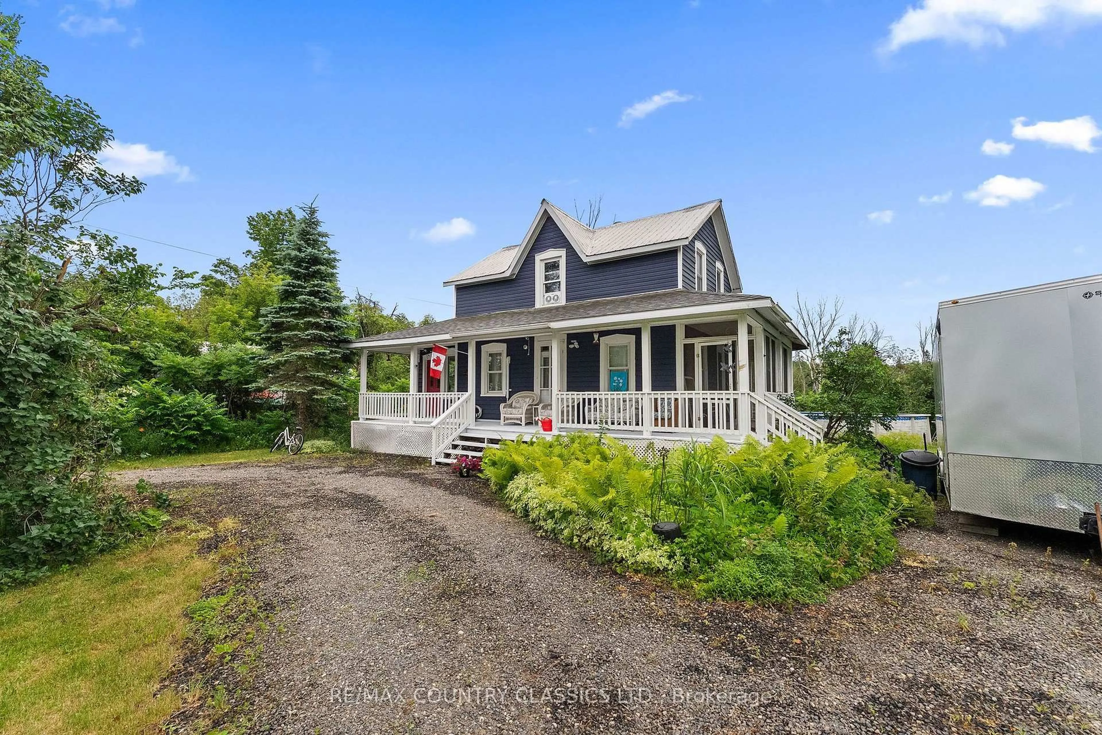 Home with vinyl exterior material, unknown for 858 St Ola Rd, Hastings Ontario K0L 1W0