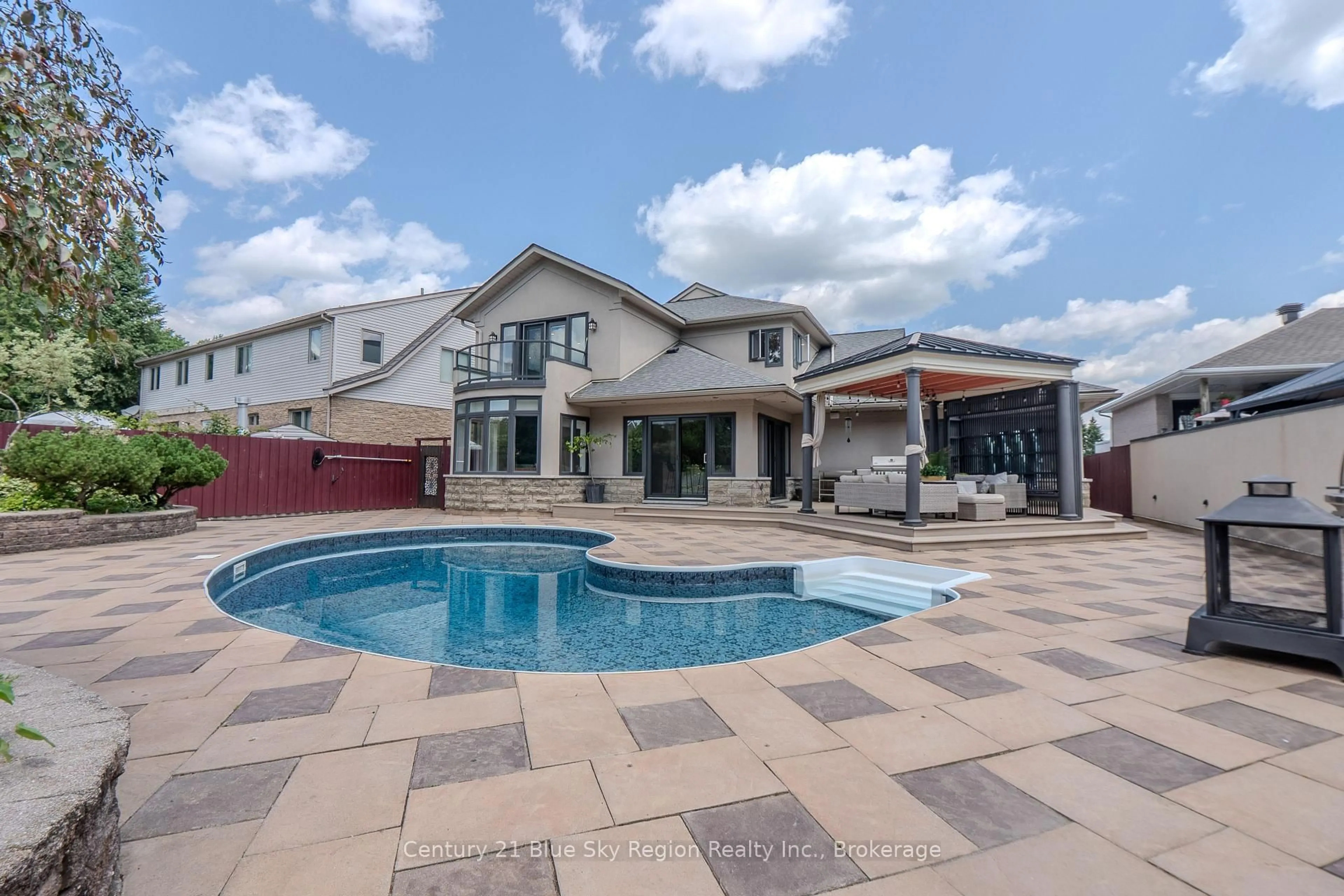 Pool for 6 Melissa Cres, North Bay Ontario P1C 1M7