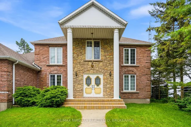 599 Lakeshore Rd, Port Colborne 2