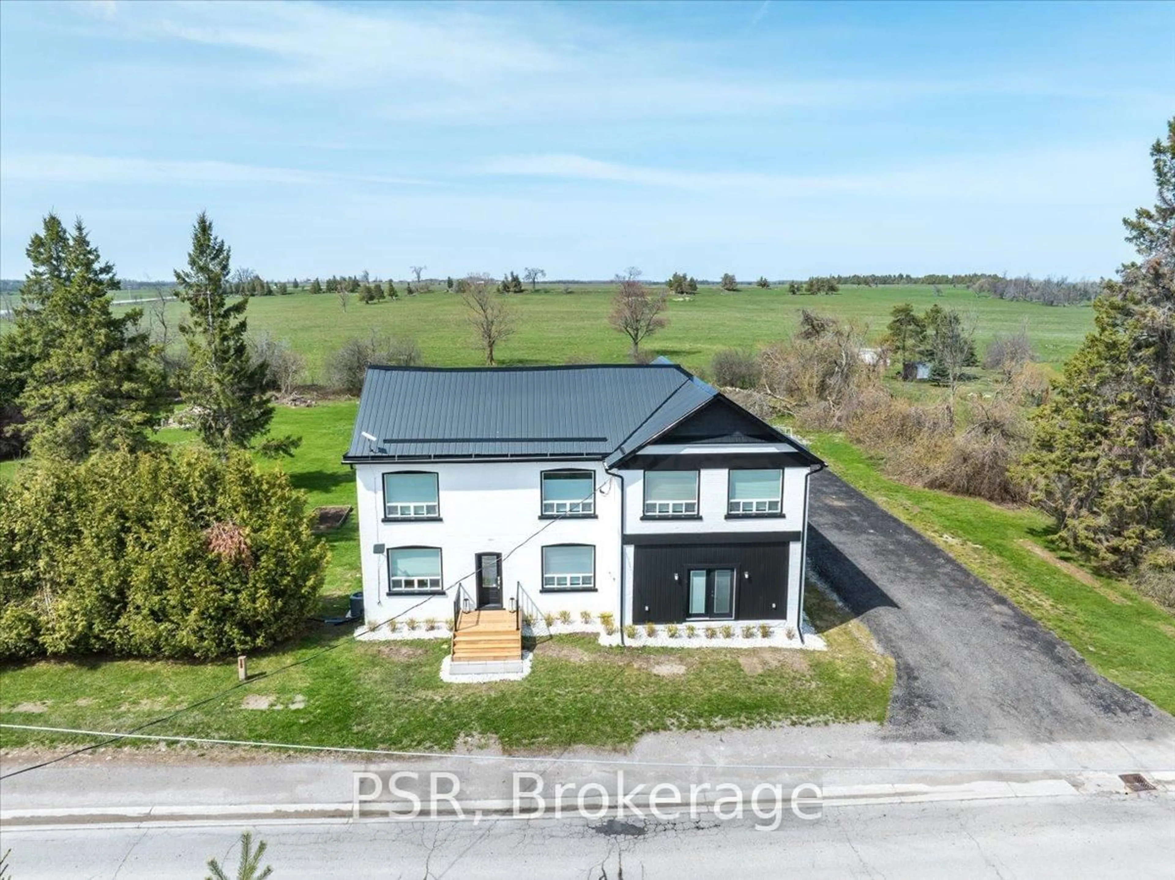 A pic from outside/outdoor area/front of a property/back of a property/a pic from drone, building for 515 Fenel Rd, Kawartha Lakes Ontario K0M 2T0