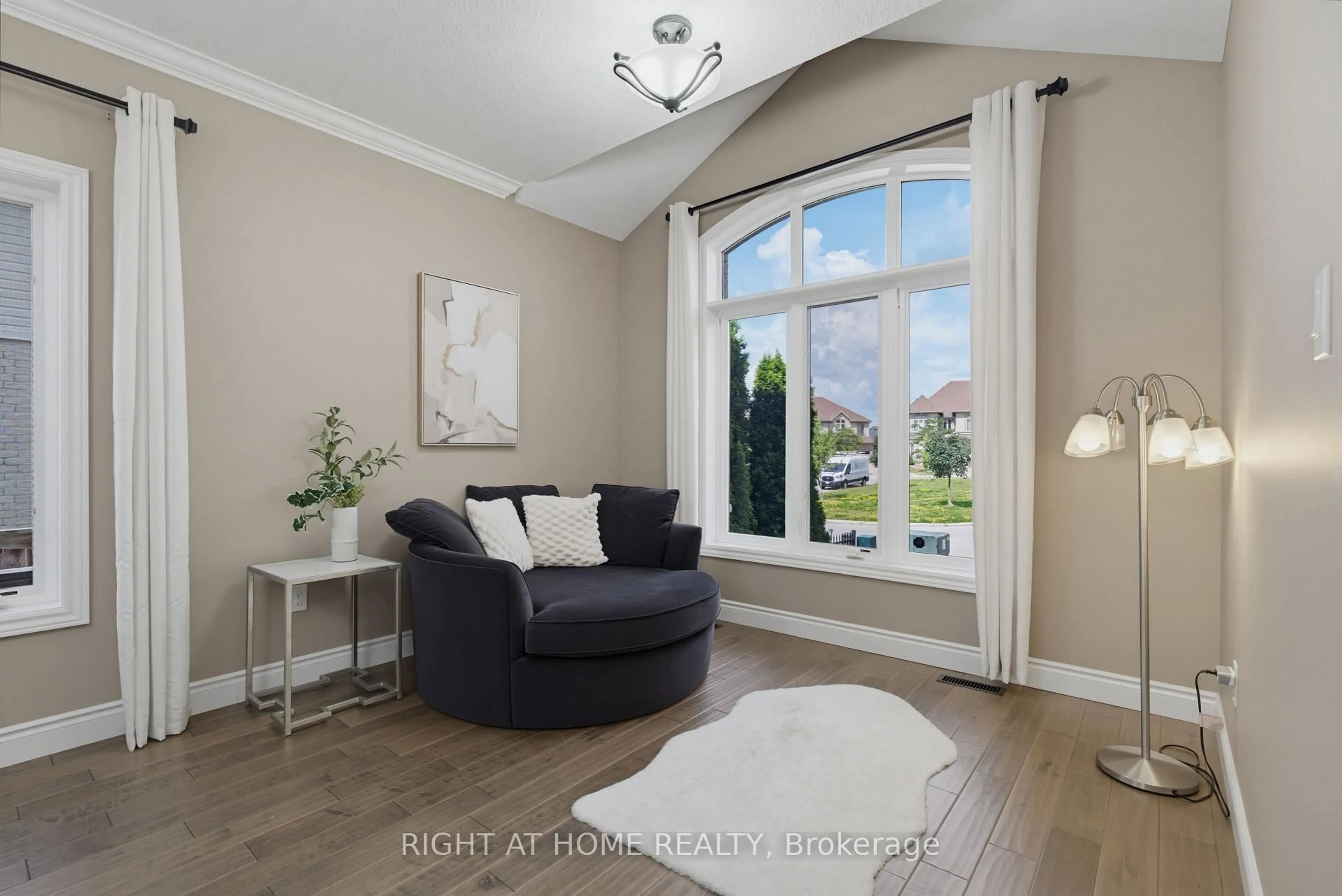 Living room with furniture, unknown for 171 Bradwell Chse, London North Ontario N6G 0P2
