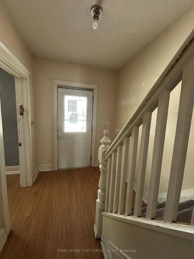 1068 1st A Ave, Owen Sound 4