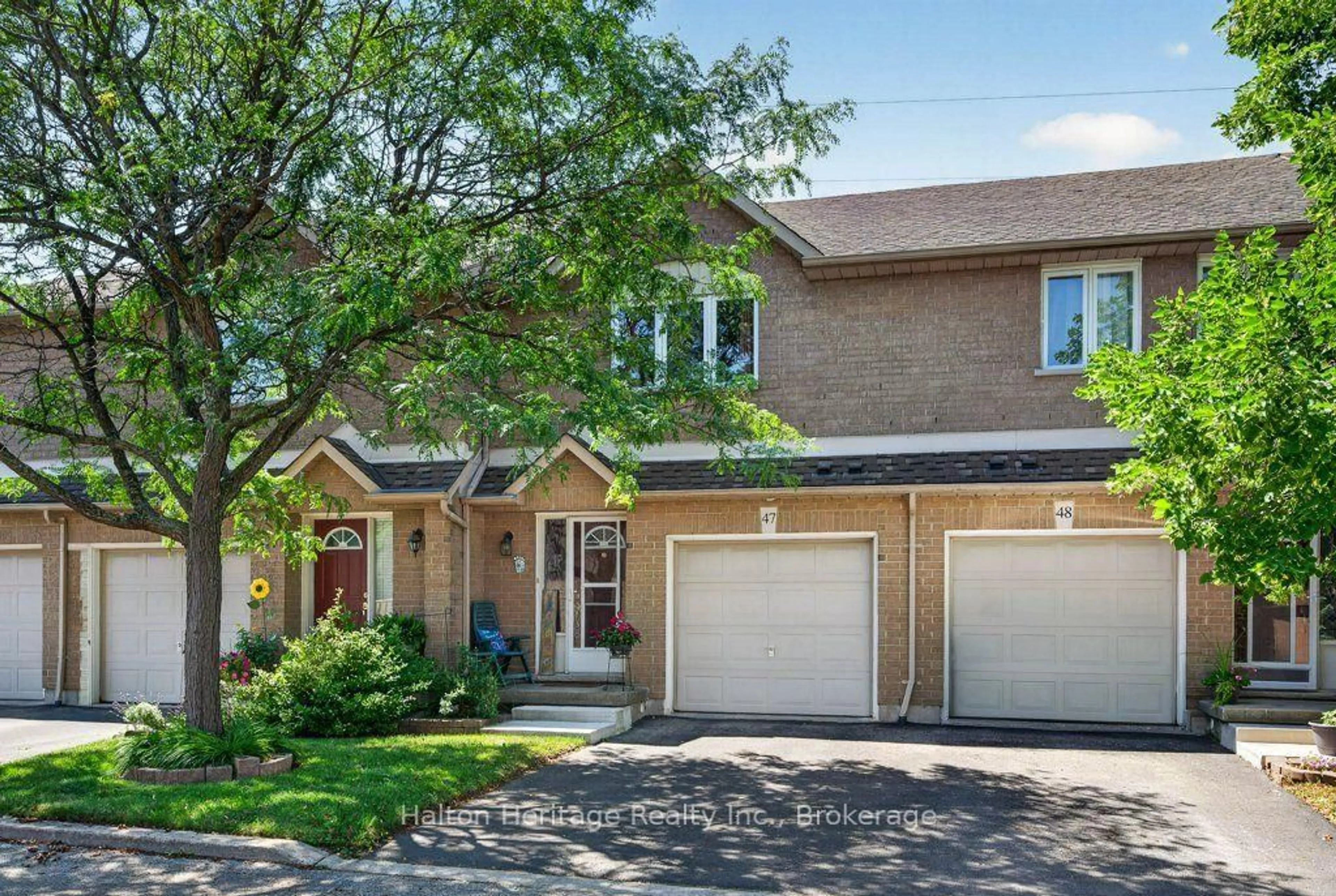 Home with brick exterior material, street for 1889 Upper Wentworth St #47, Hamilton Ontario L9B 2T8