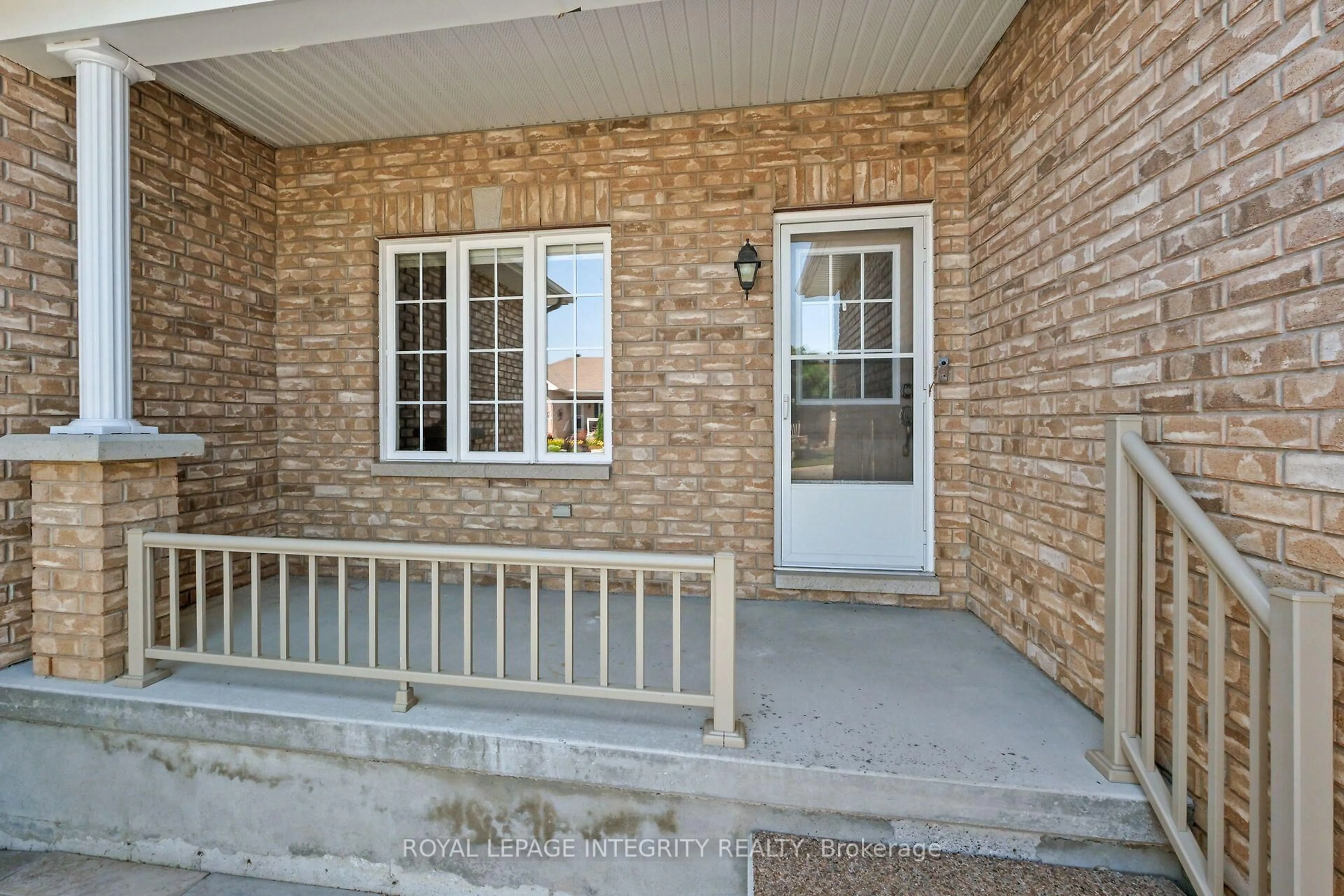 Unknown for 1 Moe Robillard St, Arnprior Ontario K7S 0C2