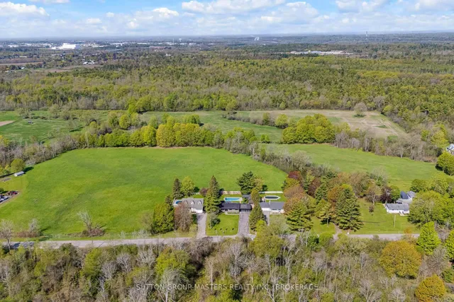 1611 SUNNYSIDE Rd, Kingston 2