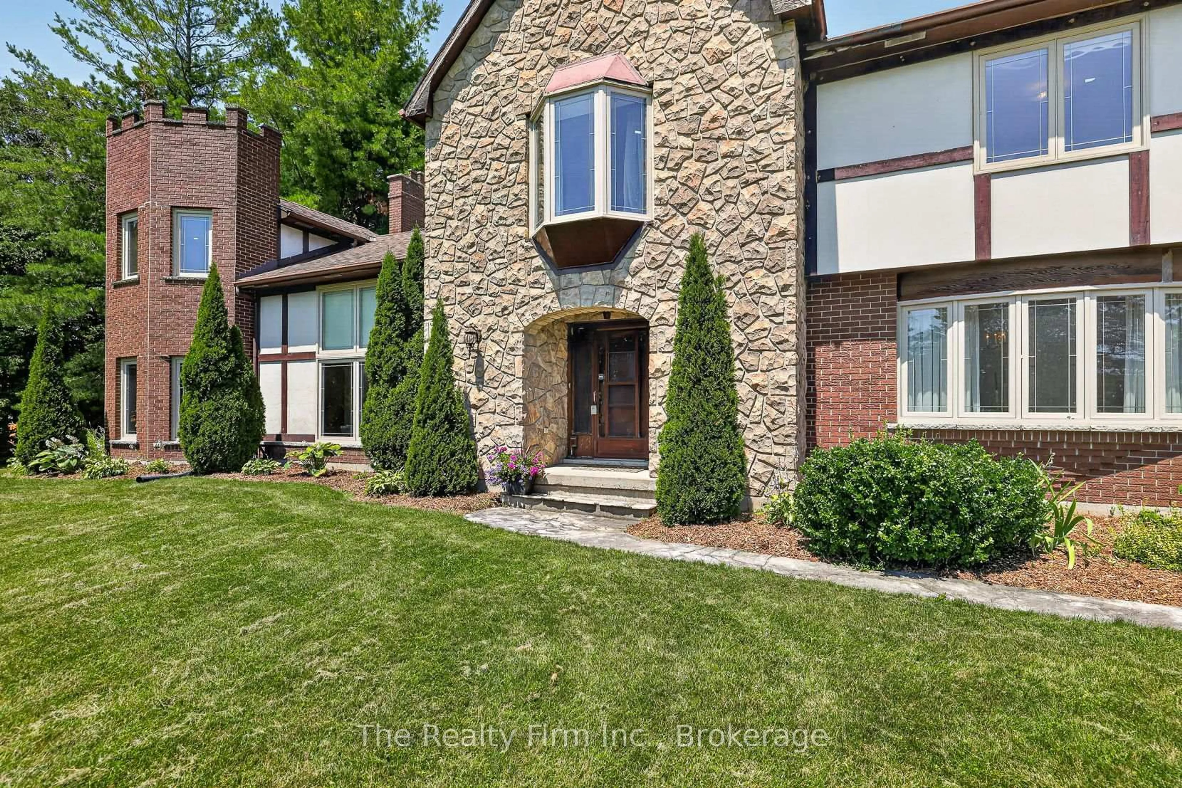 Home with brick exterior material, street for 845071 Braemar Sdrd, East Zorra-Tavistock Ontario N4S 7W1