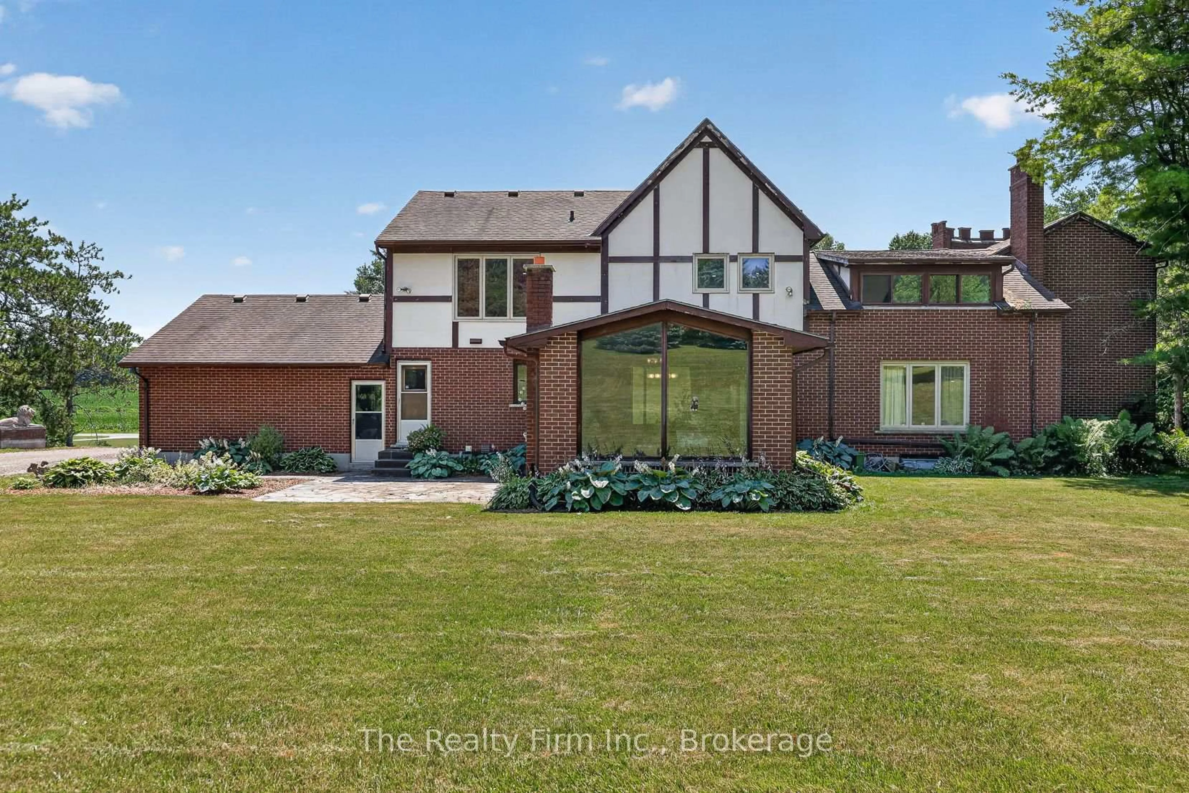 A pic from outside/outdoor area/front of a property/back of a property/a pic from drone, unknown for 845071 Braemar Sdrd, East Zorra-Tavistock Ontario N4S 7W1