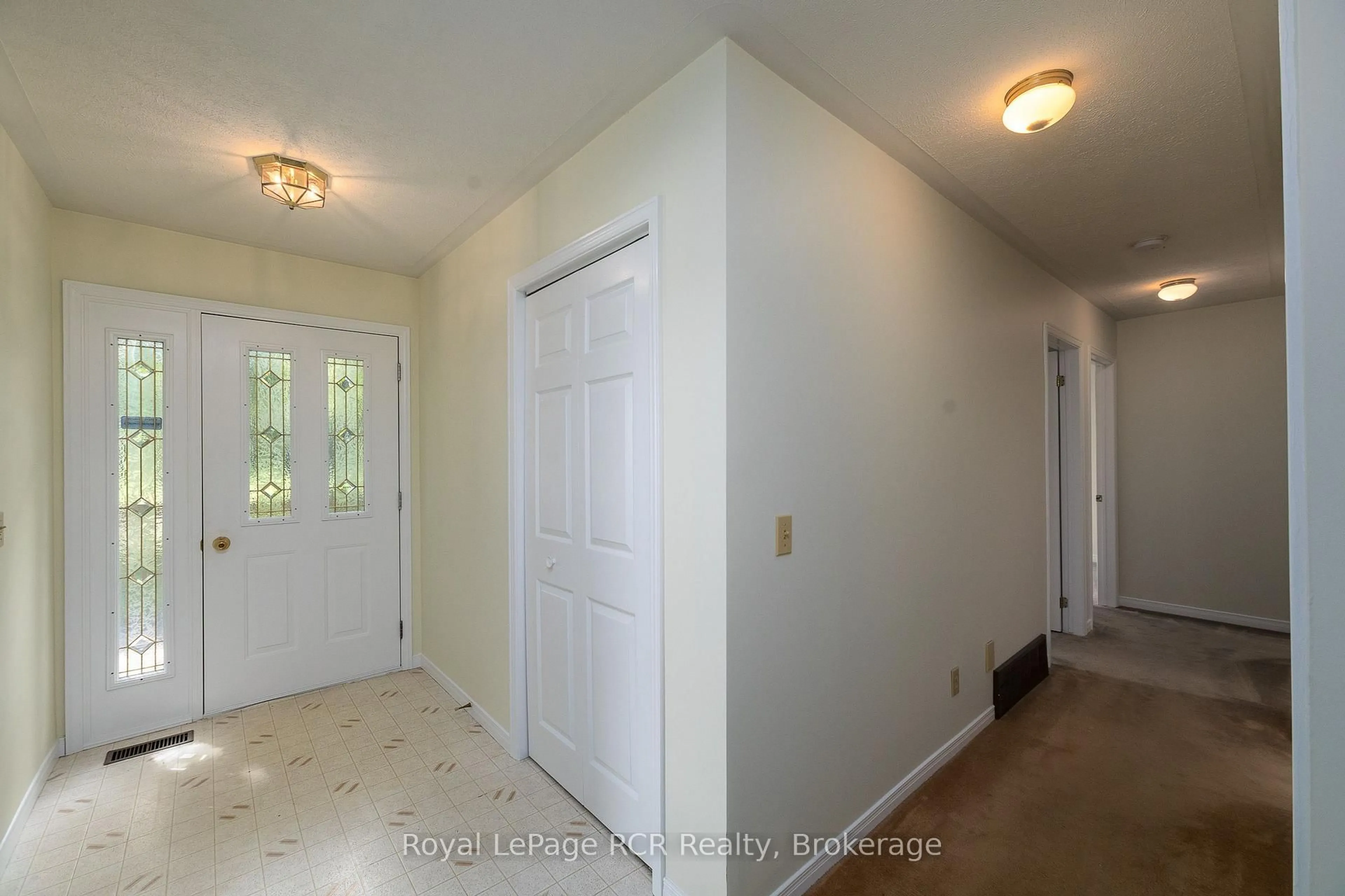 Indoor entryway for 544267 Bells Lake Rd, West Grey Ontario N0C 1H0