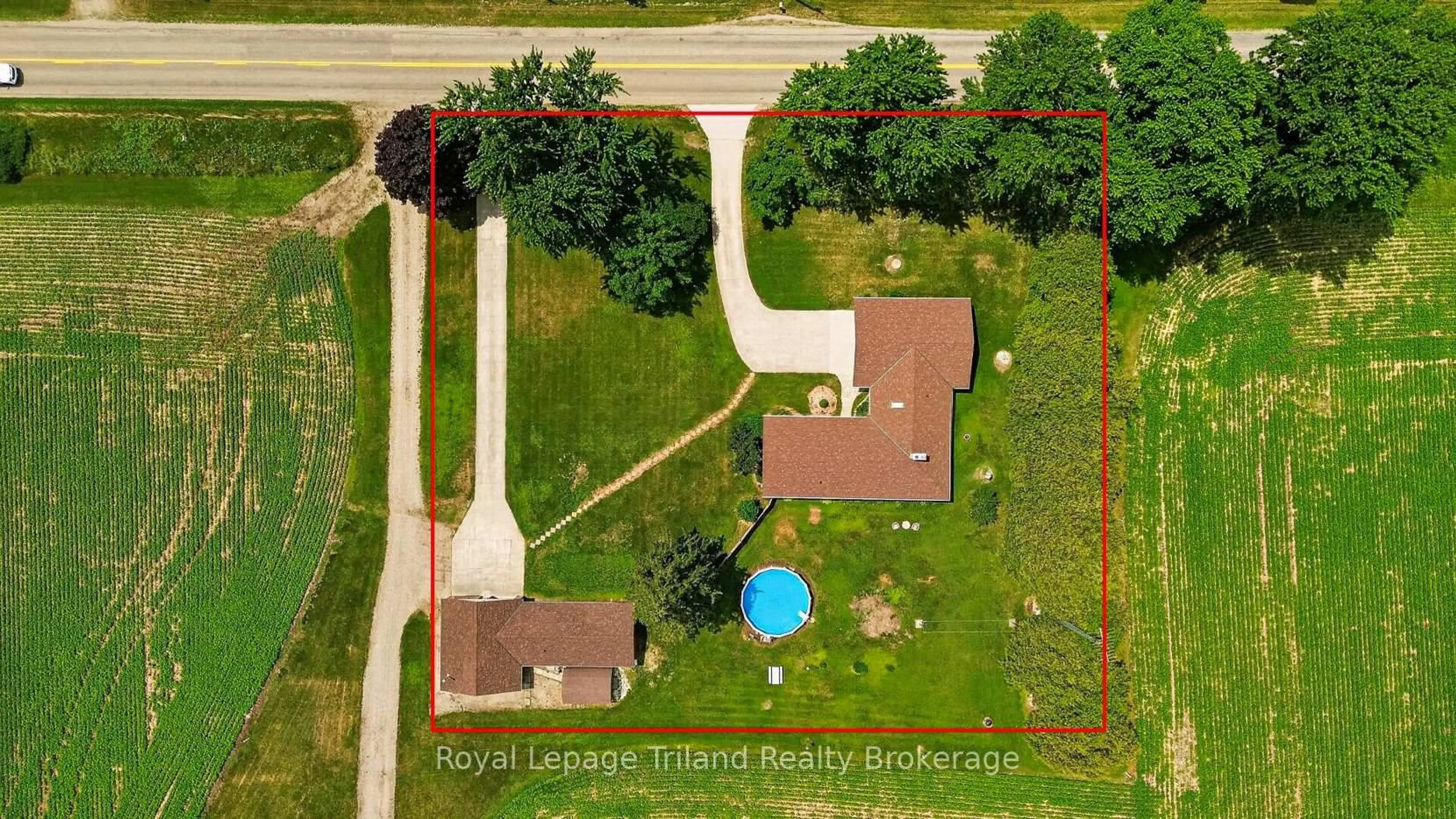 A pic from outside/outdoor area/front of a property/back of a property/a pic from drone, street for 5488 Cobble Hills Rd, Zorra Ontario N0M 2M0