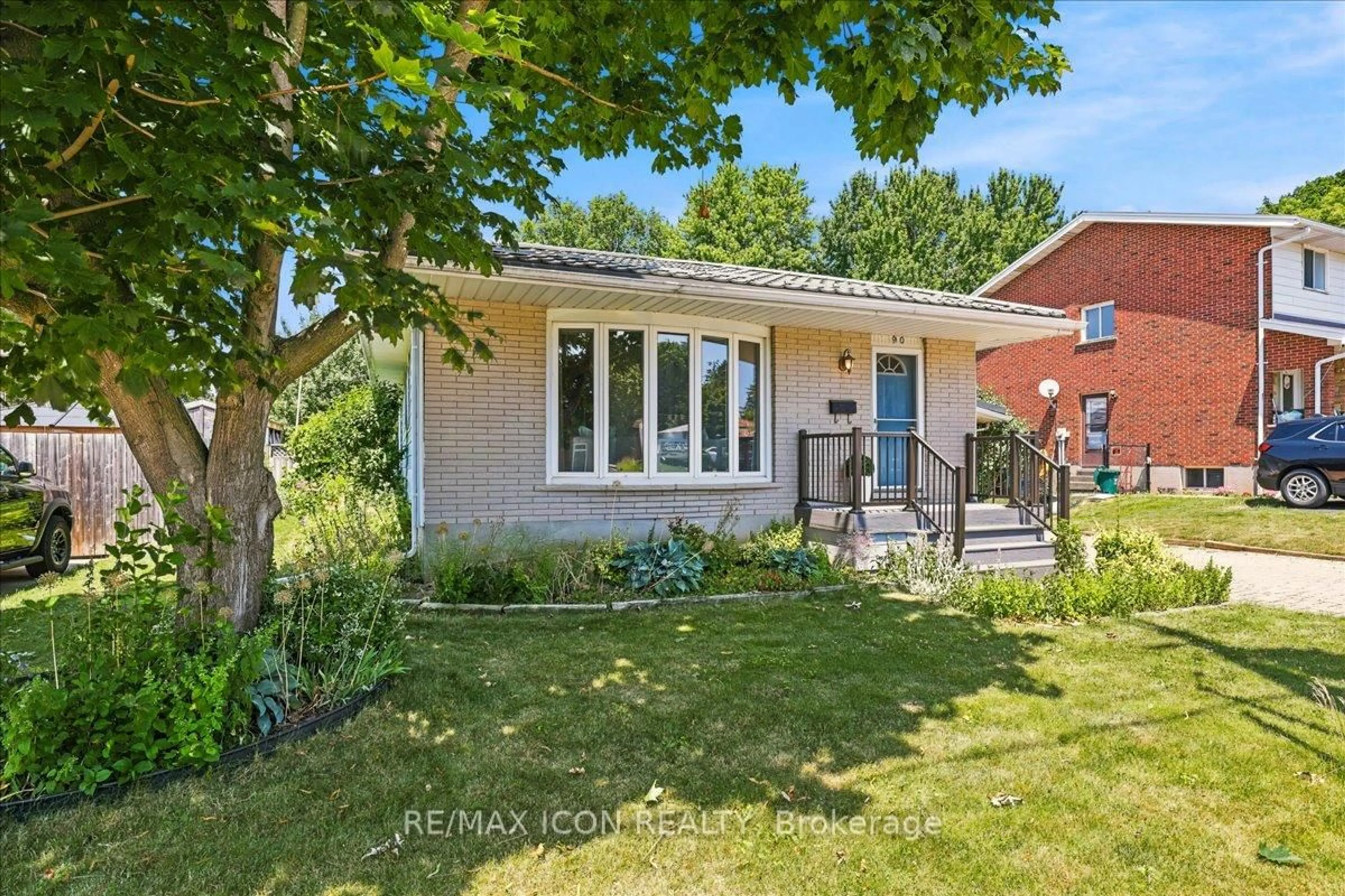 Unknown for 90 James St, Wilmot Ontario N3A 2B3