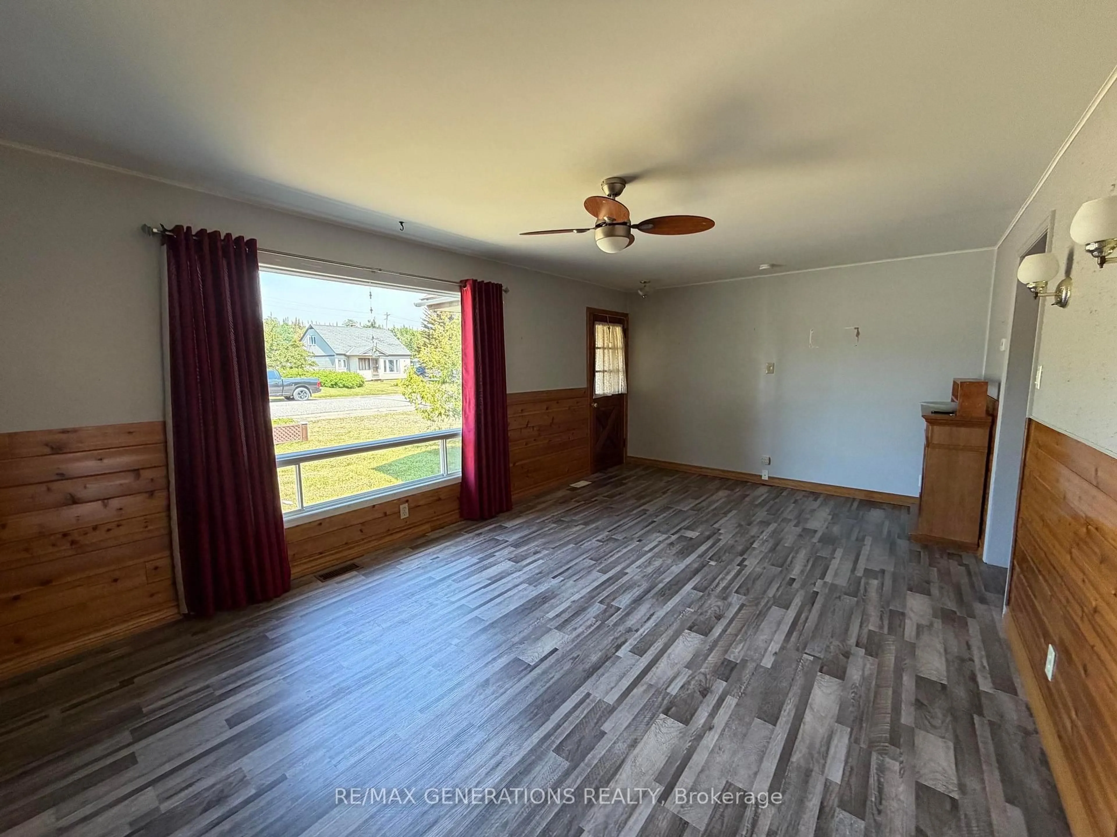 A pic of a room for 4 Elizabeth Ave, Terrace Bay Ontario P0T 2W0
