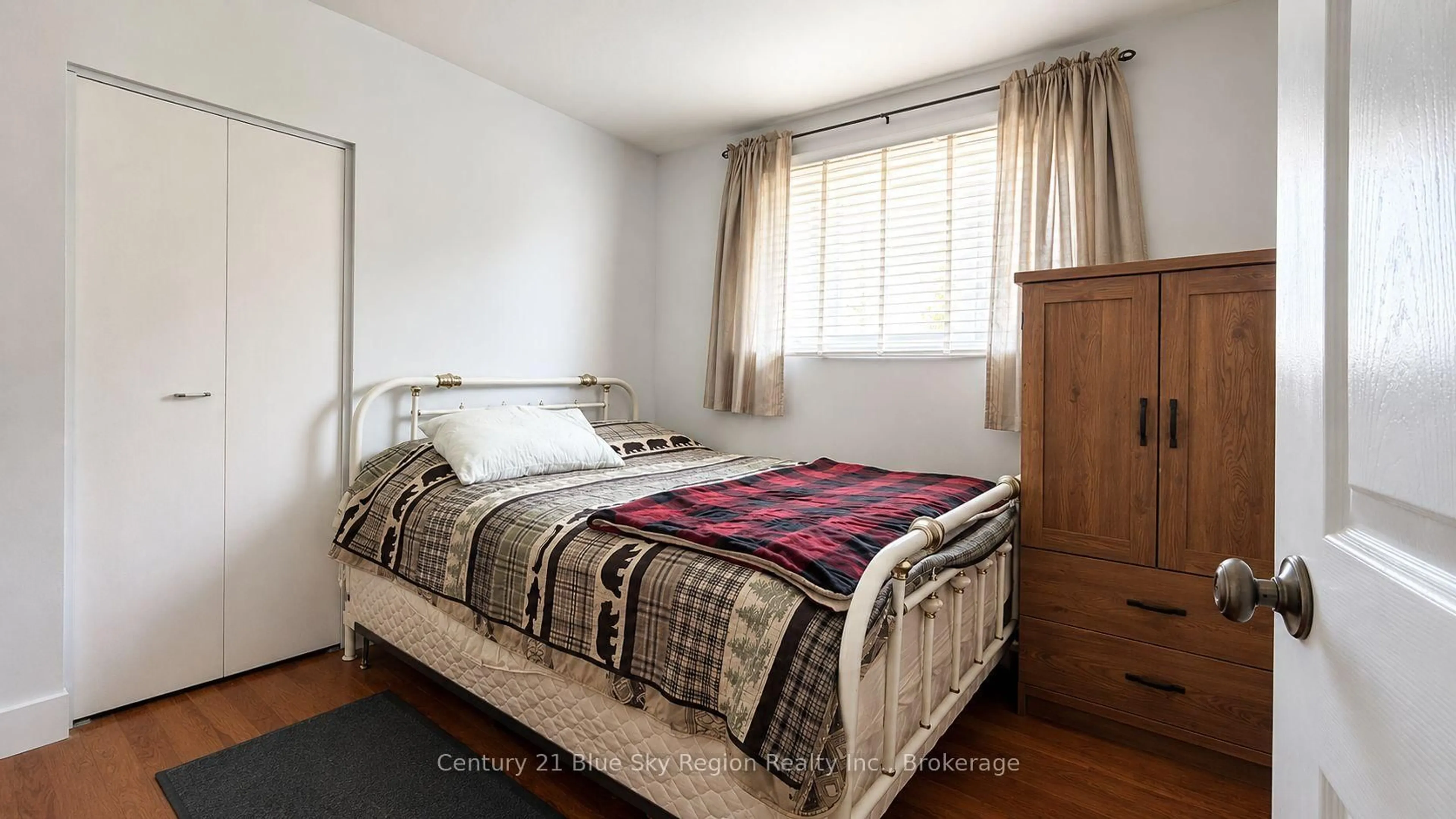 Bedroom with bed, unknown for 3 Superior Cres, North Bay Ontario P1A 2V9