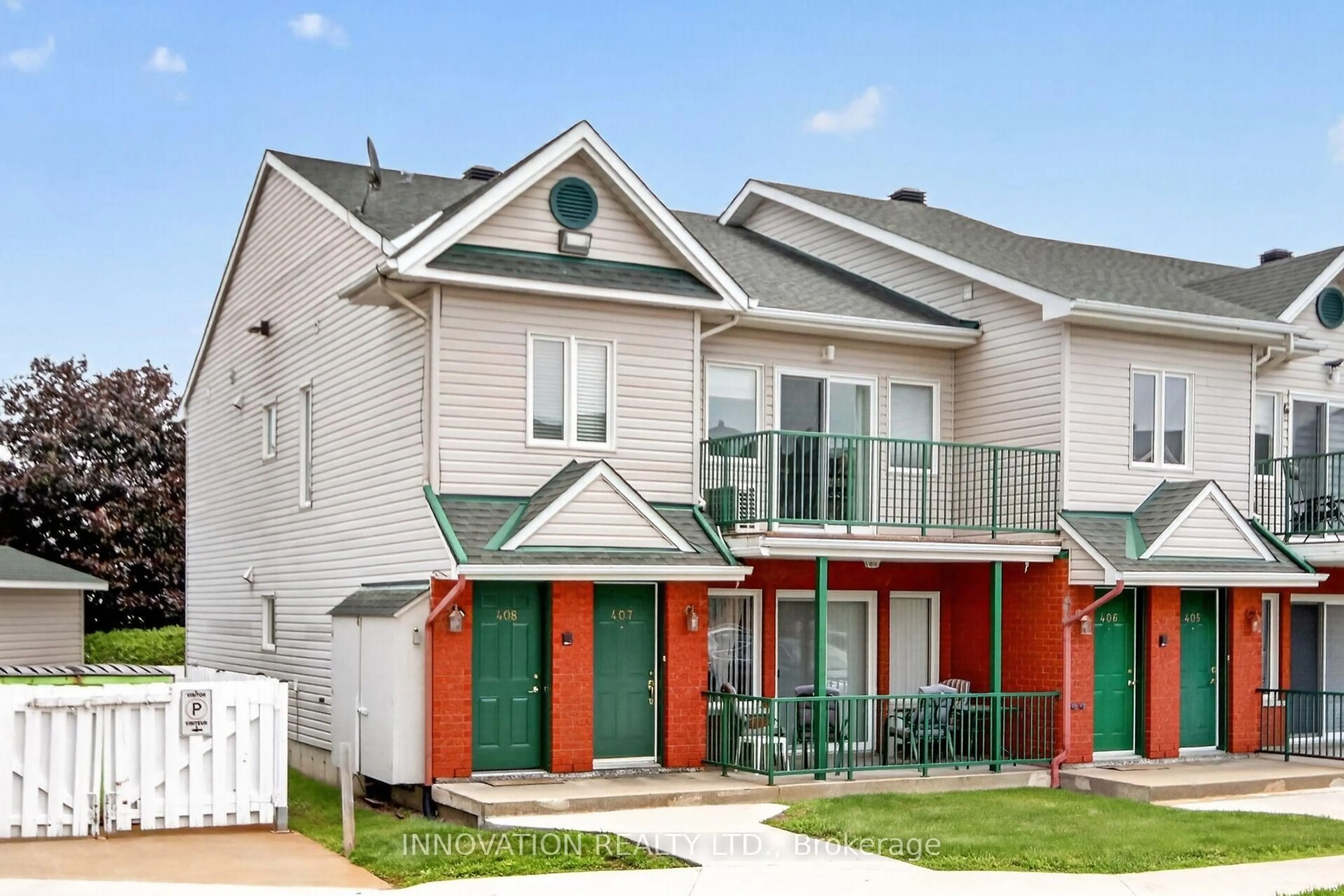 Home with vinyl exterior material, street for 2923 Laurier St #408, Clarence-Rockland Ontario K4K 1T8