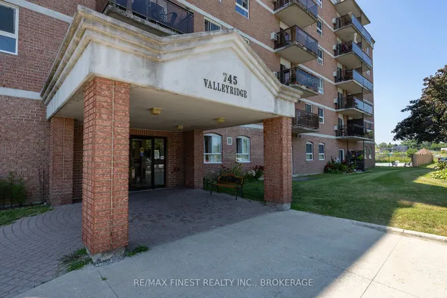 745 Davis Dr #101, Kingston 5