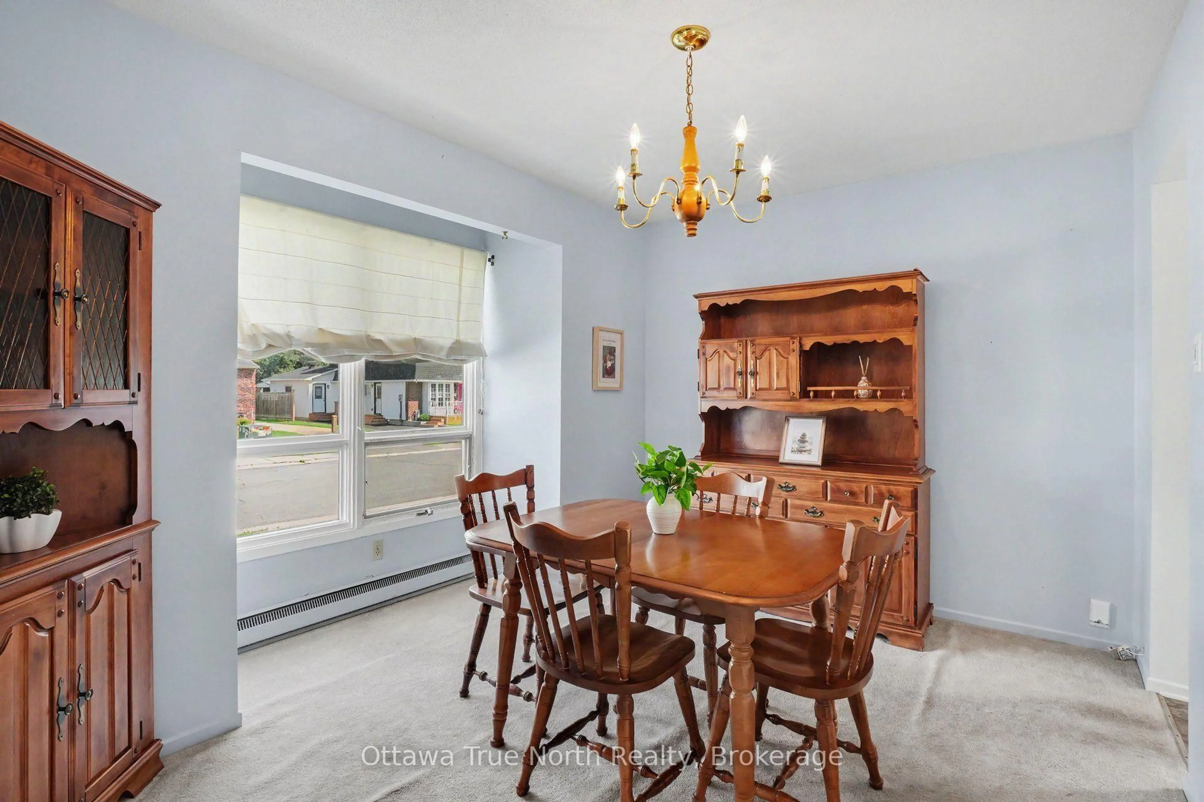 Dining room, unknown for 180 Edward St, Arnprior Ontario K7S 2X5
