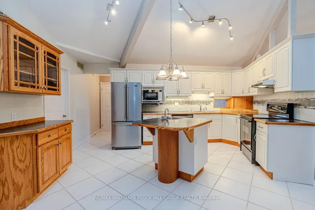 1564 Honey Harbour Rd, Georgian Bay 5