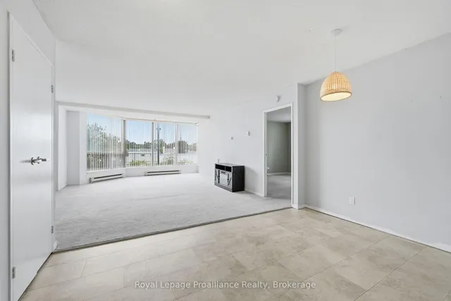 344 Front St #302, Belleville 5