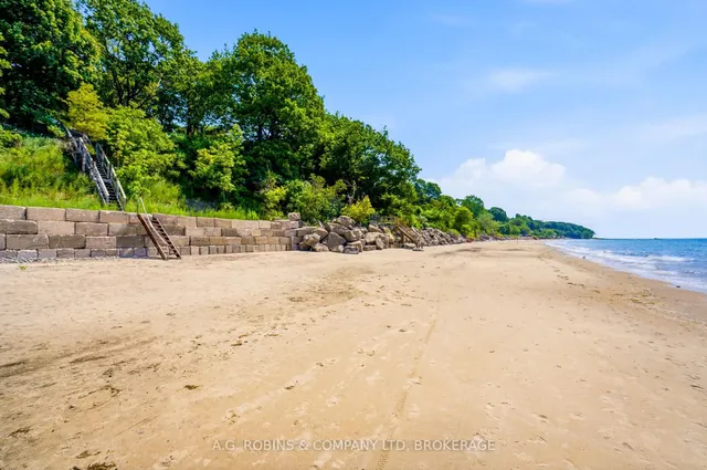 559 Lakeshore Rd, Port Colborne 2