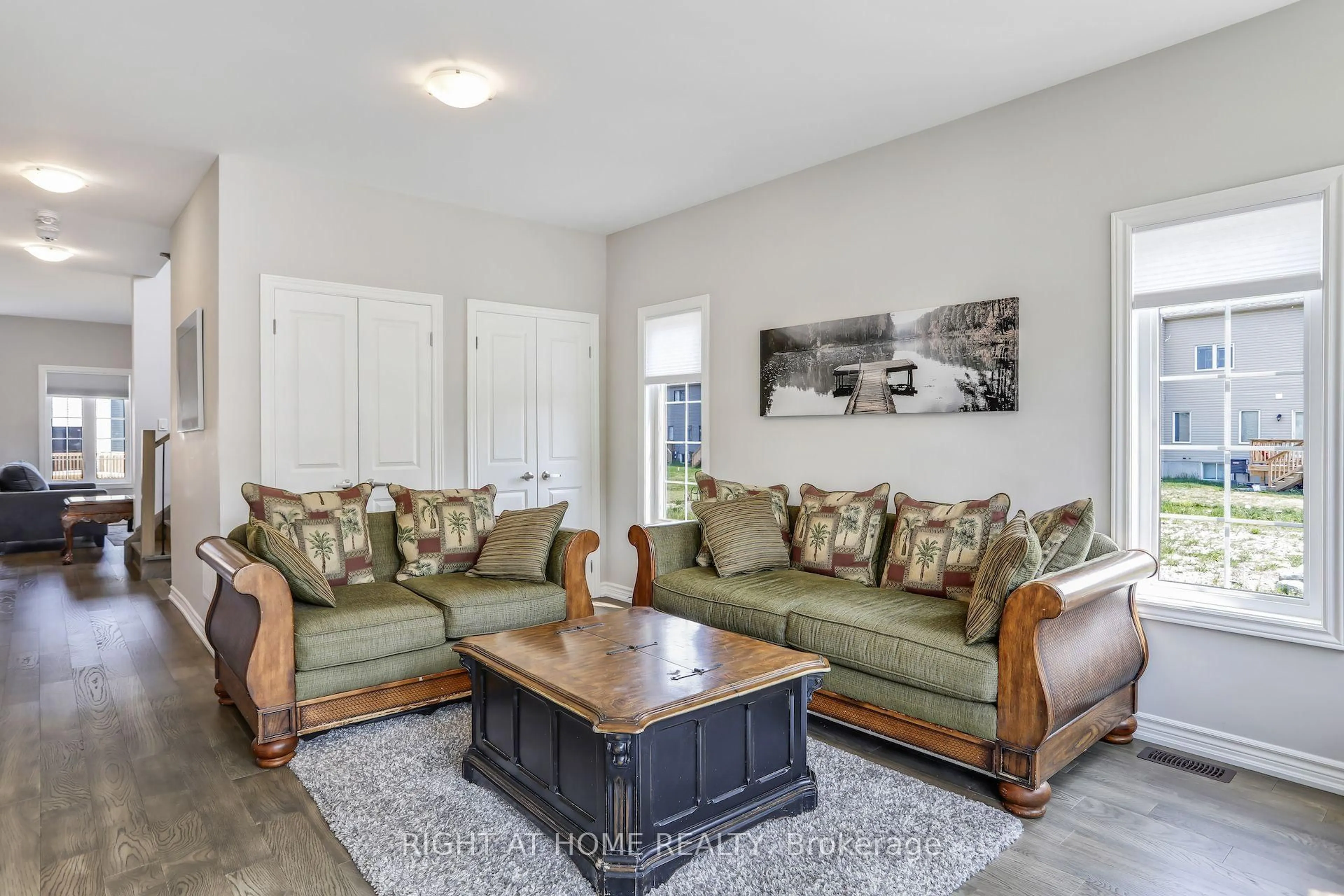 Living room with furniture, unknown for 115 Delphi Crt #141, Blue Mountains Ontario N0H 1J0