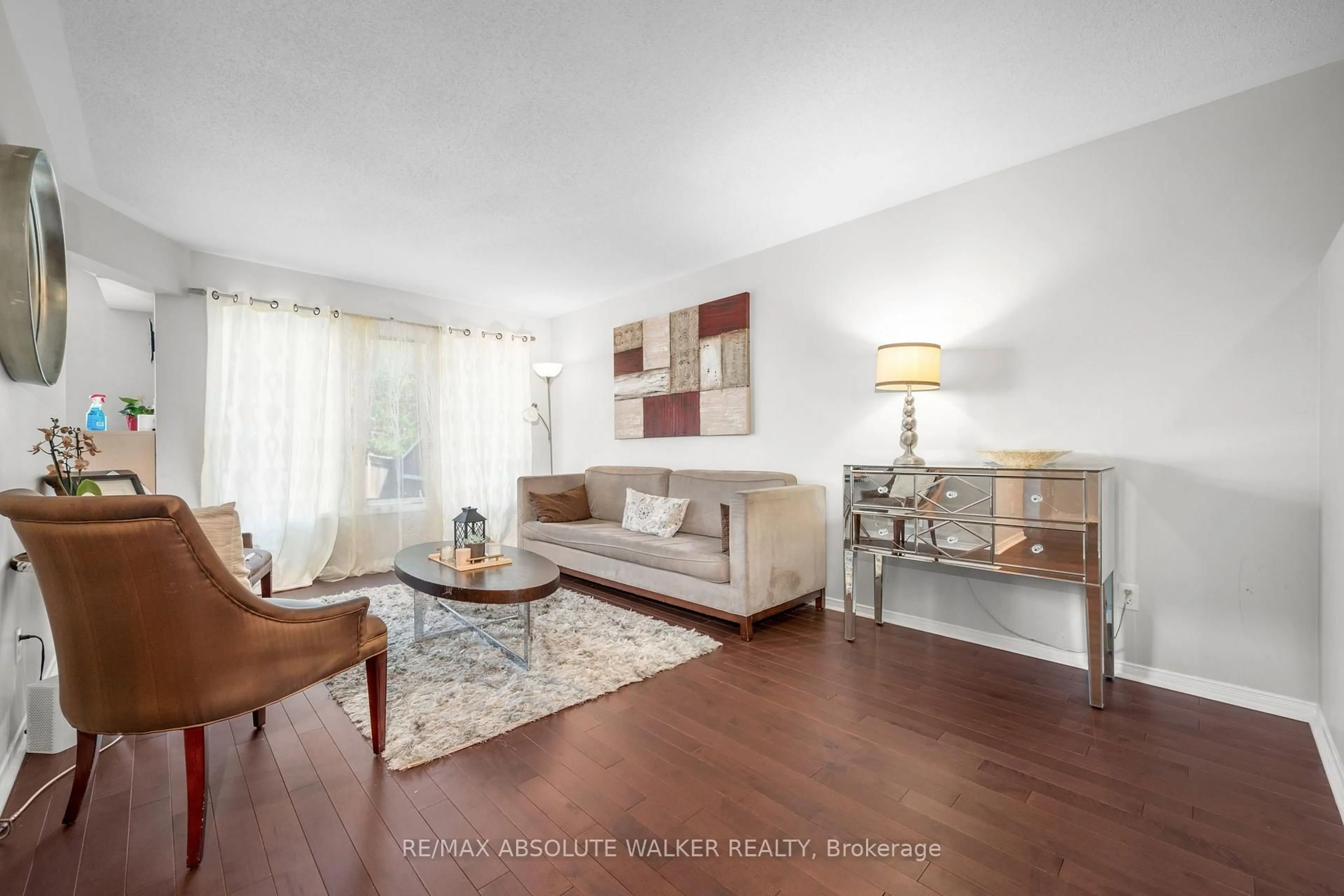 Living room with furniture, unknown for 1104 Candlewood St, Ottawa Ontario K4A 4Z9