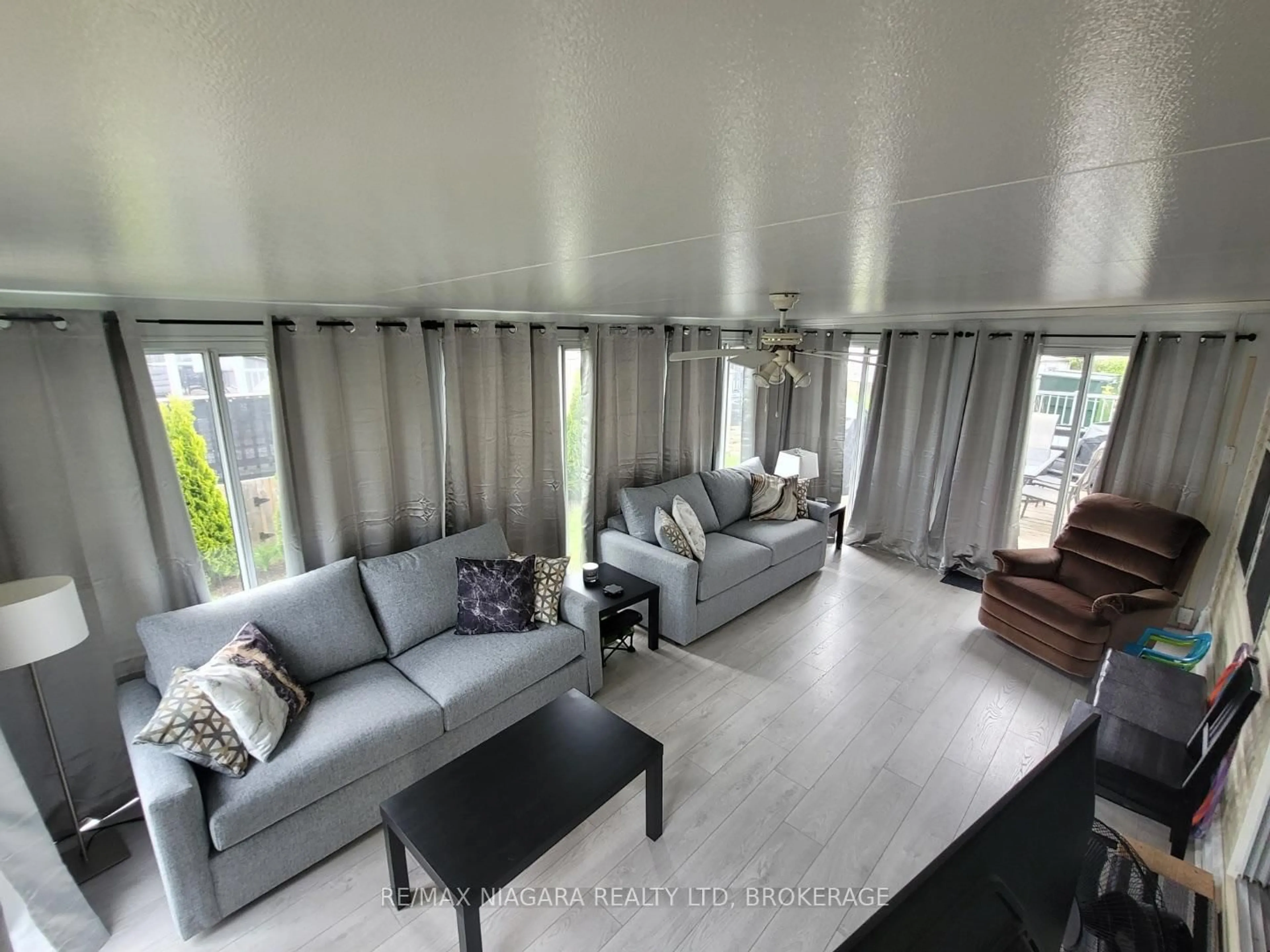 Living room with furniture, unknown for 113 Quarry View Village, Port Colborne Ontario L0S 1R0