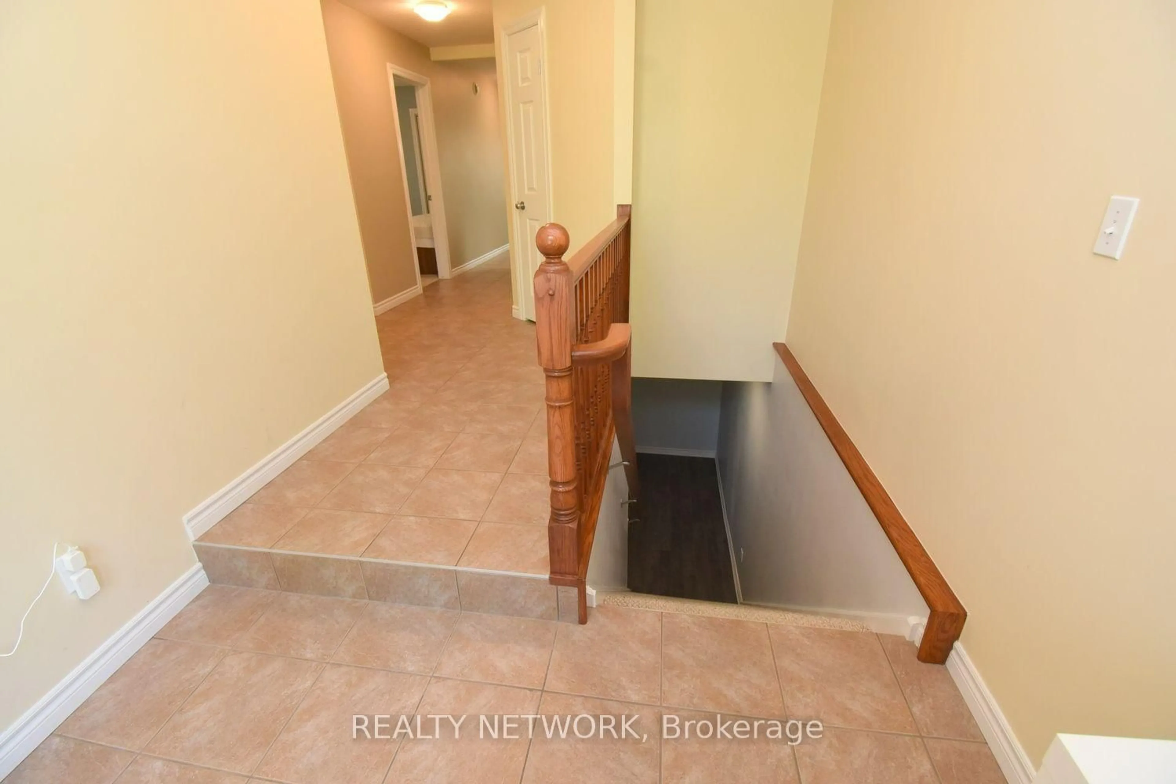 Unknown for 132 Clough Cres, Guelph Ontario N1L 0E4