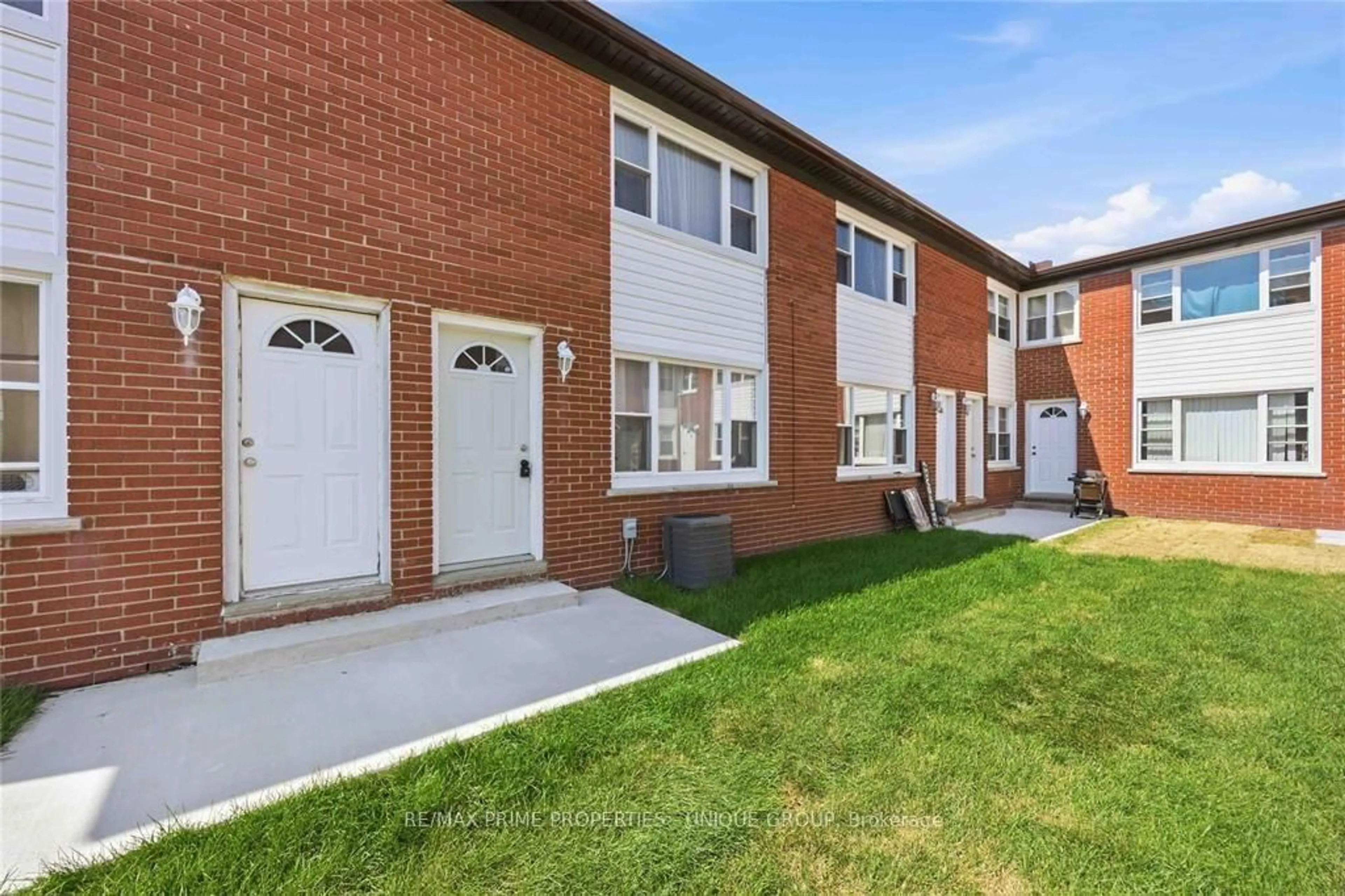 Home with brick exterior material, street for 205 Fane St #2B, St. Clair Ontario N0N 1G0