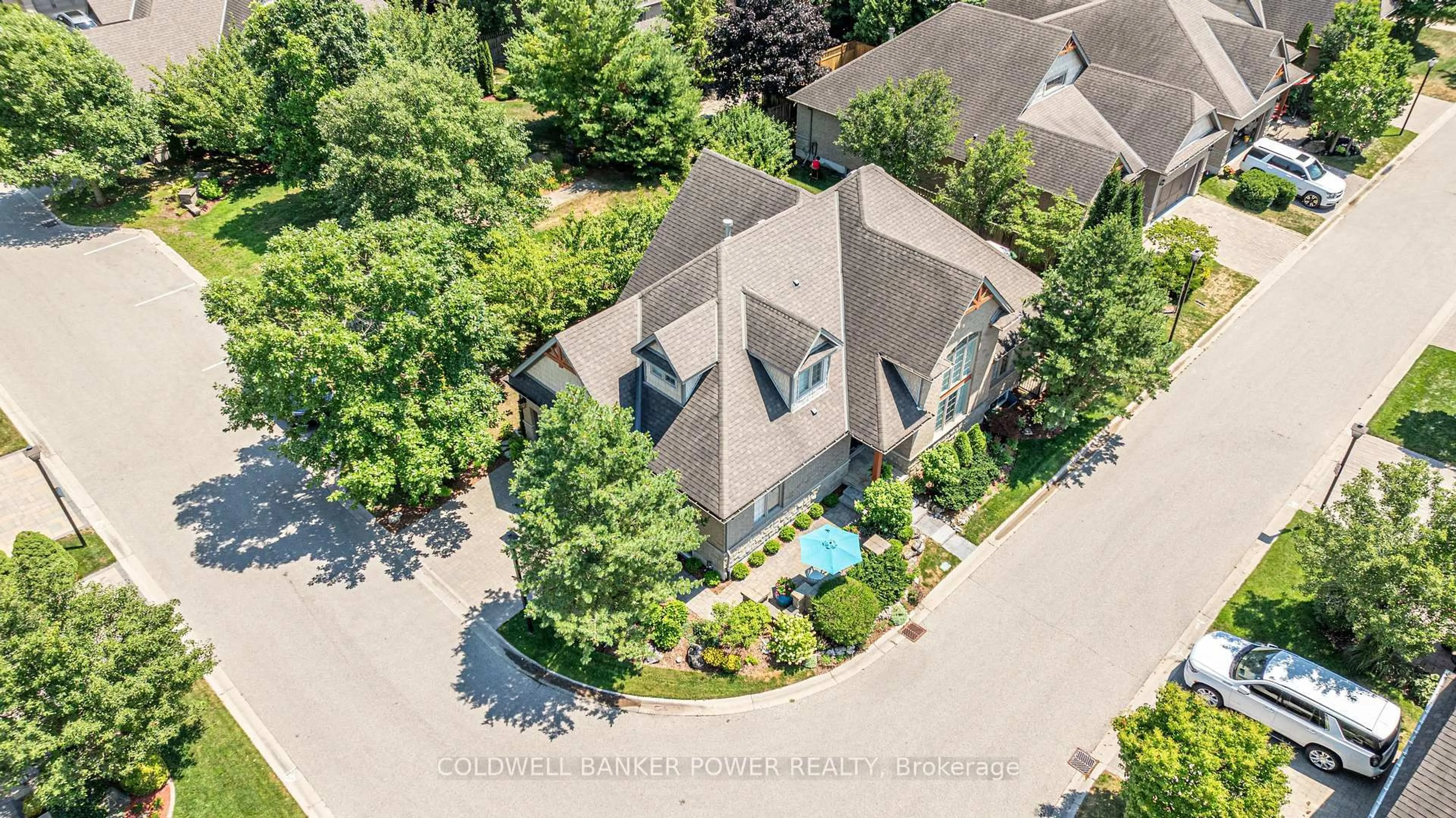 A pic from outside/outdoor area/front of a property/back of a property/a pic from drone, street for 1900 SHORE Rd #23, London South Ontario N0K 0B4