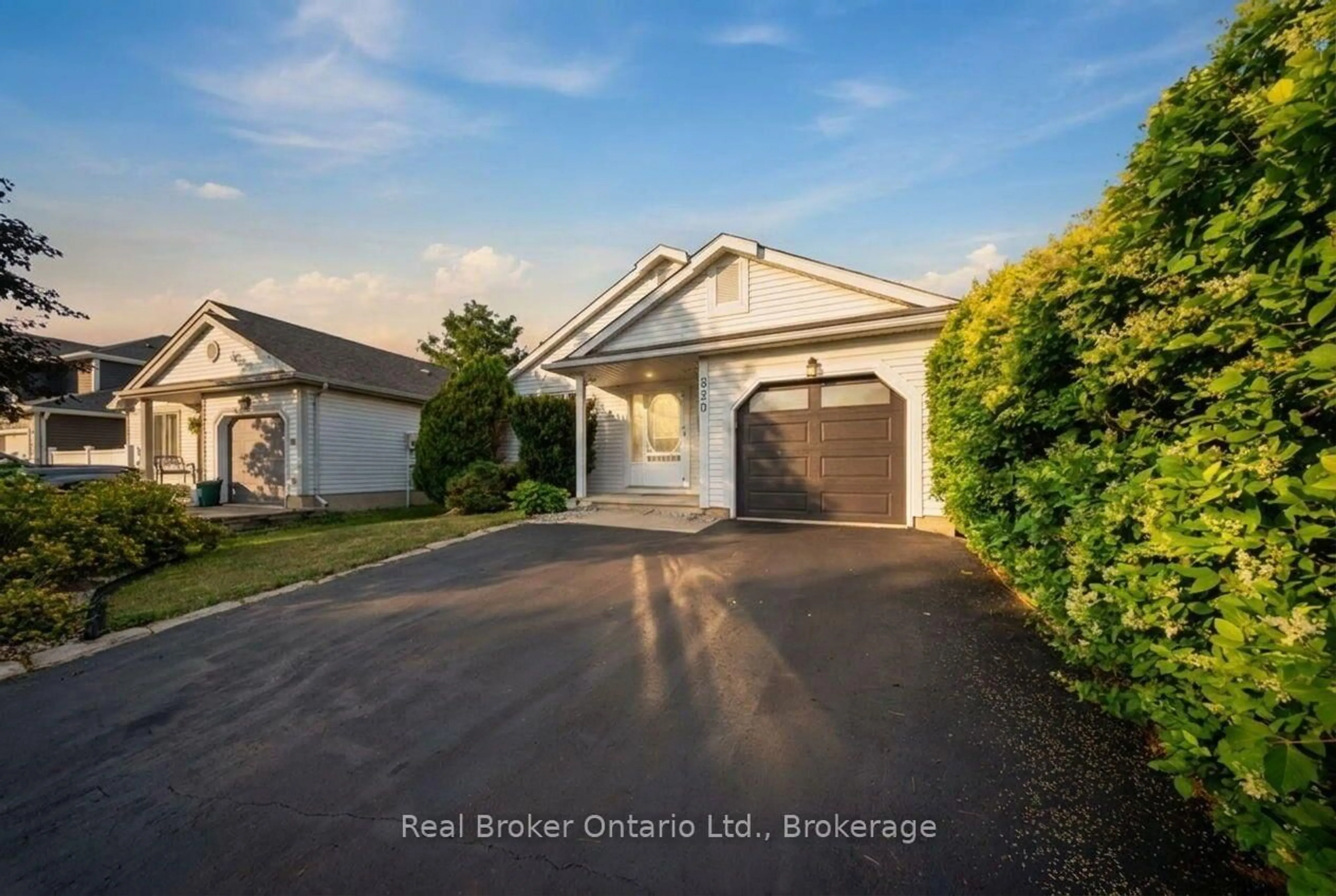 Unknown for 530 Trico Dr, Cambridge Ontario N3H 5M5