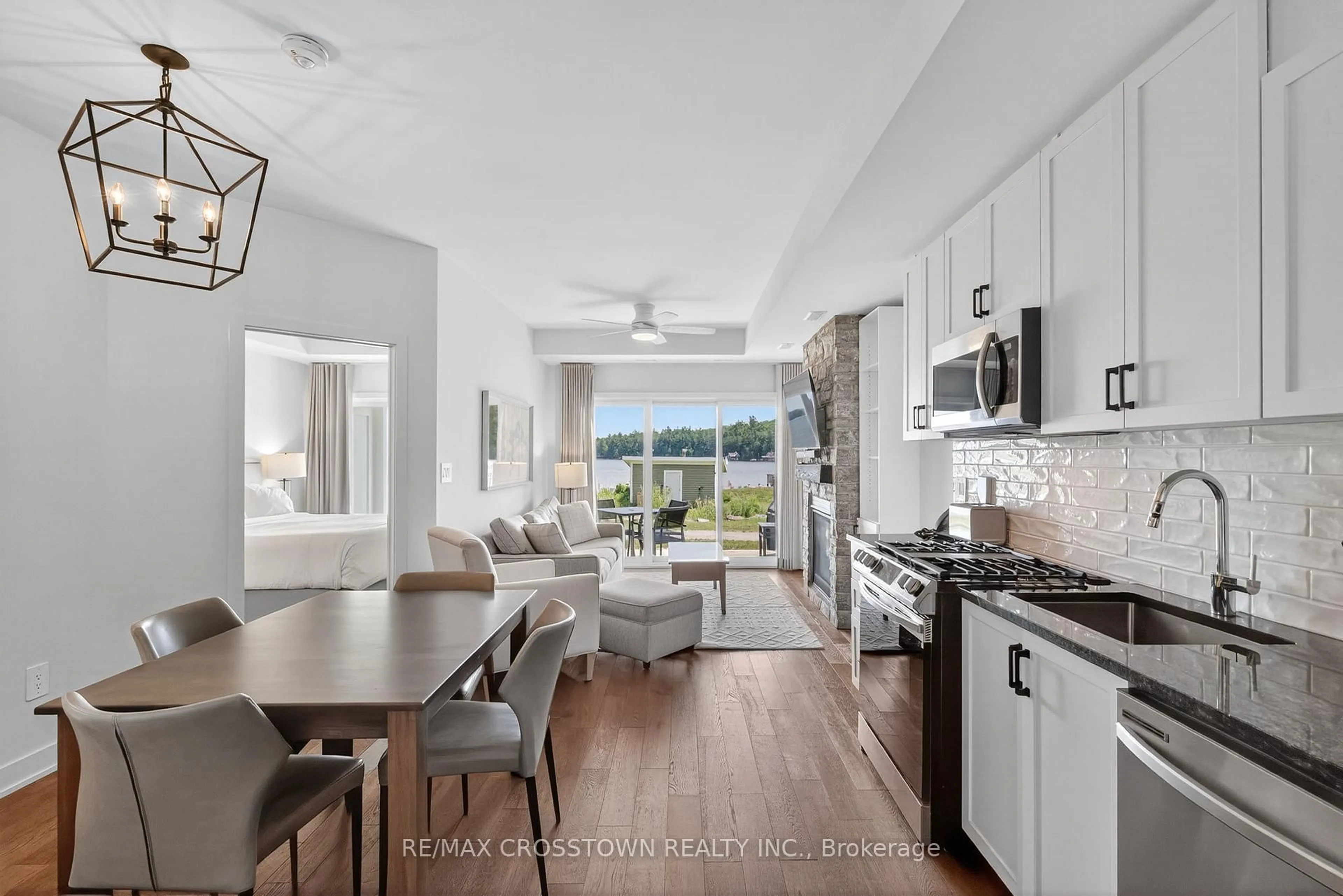 Open concept kitchen, ceramic/tile floor for 1869 Muskoka 118 Rd #BHVA102, Muskoka Lakes Ontario P1L 1W8