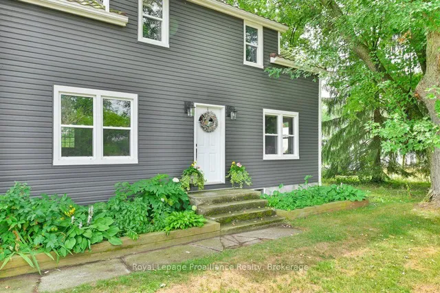 425 Rosebush Rd, Hastings 5