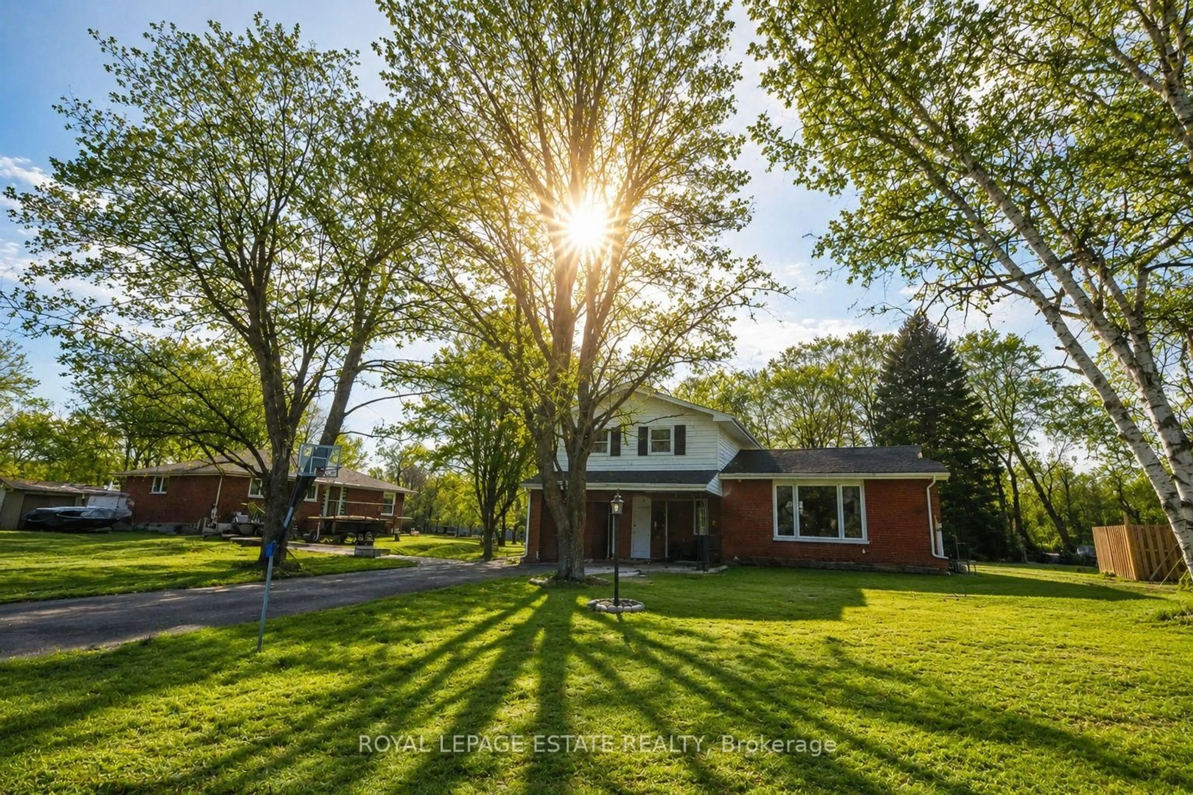 A pic from outside/outdoor area/front of a property/back of a property/a pic from drone, street for 102 GREENFIELD Park, Corbyville Ontario K0K 1V0