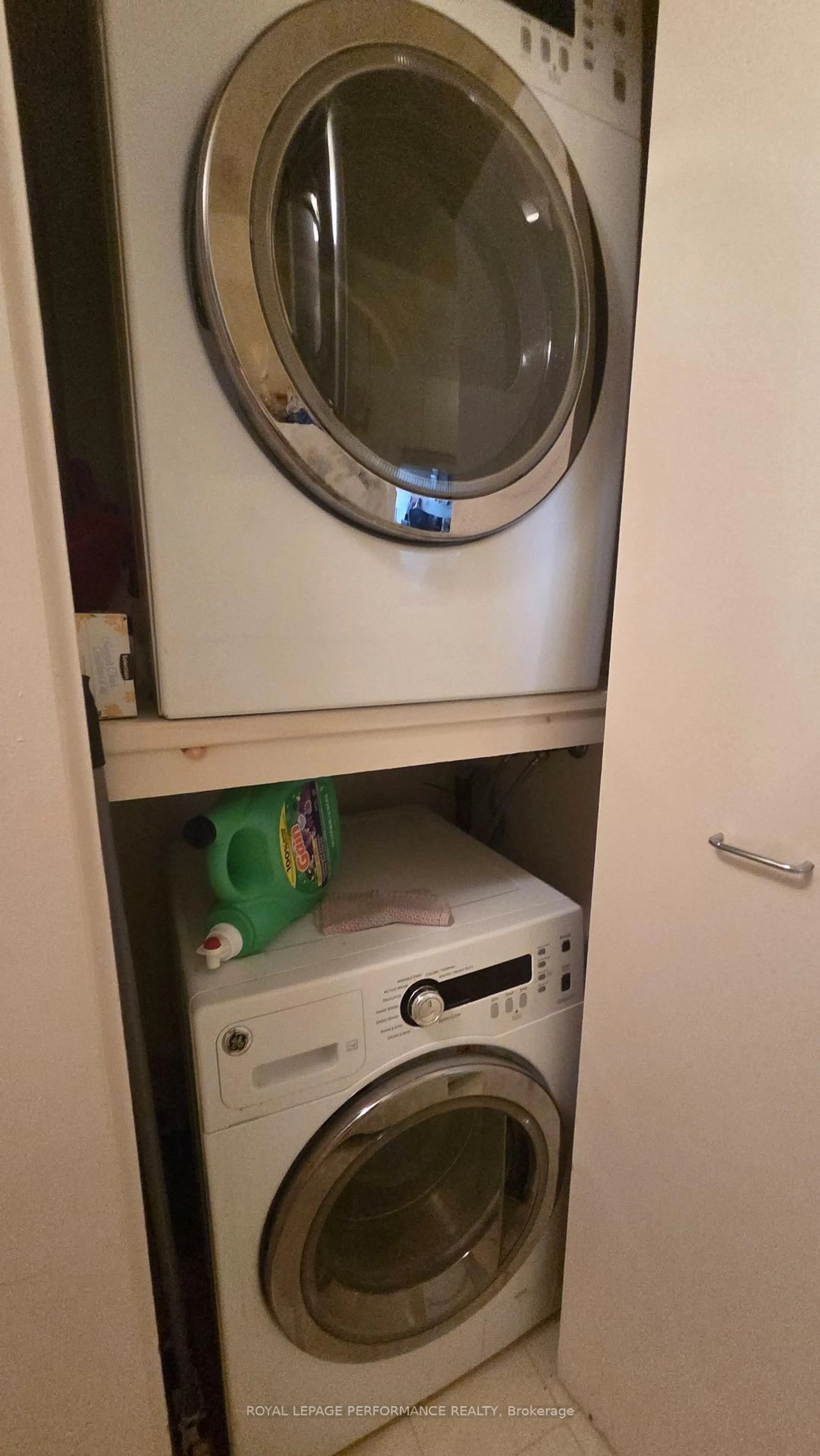 Laundry room for 218 Viewmount Dr #115, Ottawa Ontario K2E 7X5