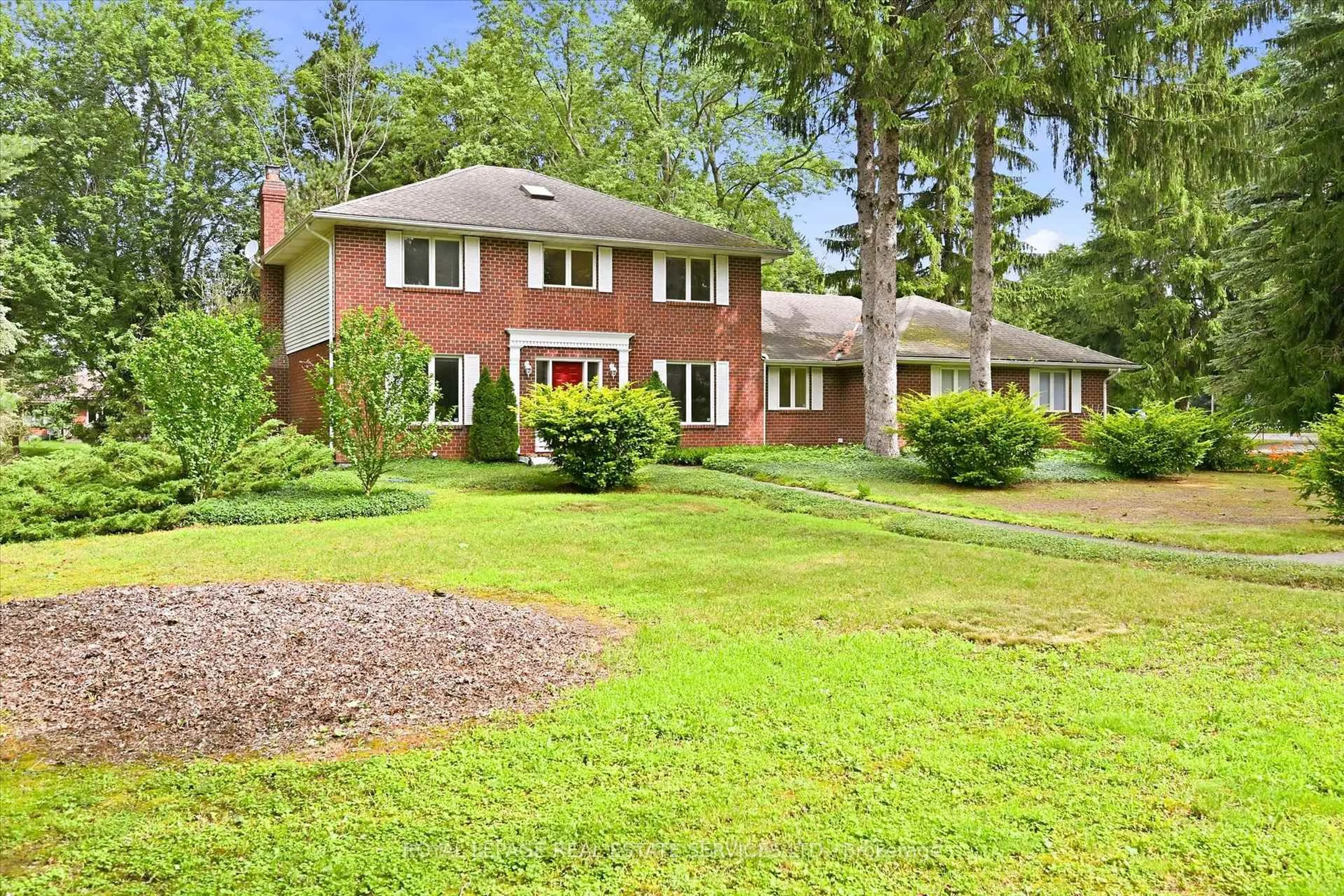Home with brick exterior material, unknown for 683 Canboro Rd, Pelham Ontario L0S 1C0