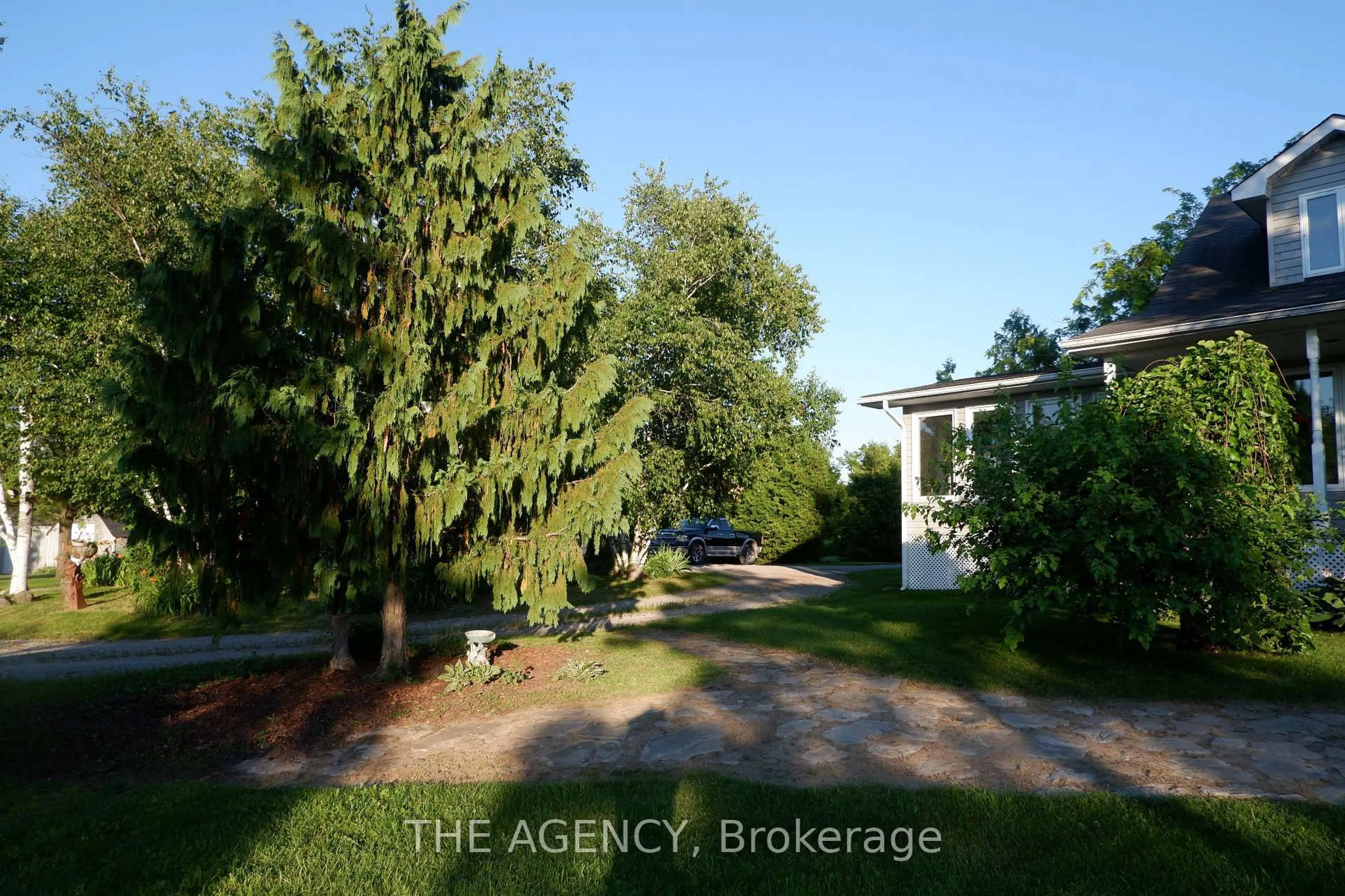 A pic from outside/outdoor area/front of a property/back of a property/a pic from drone, street for 268 YANKEE Line, Kawartha Lakes Ontario K0L 2W0