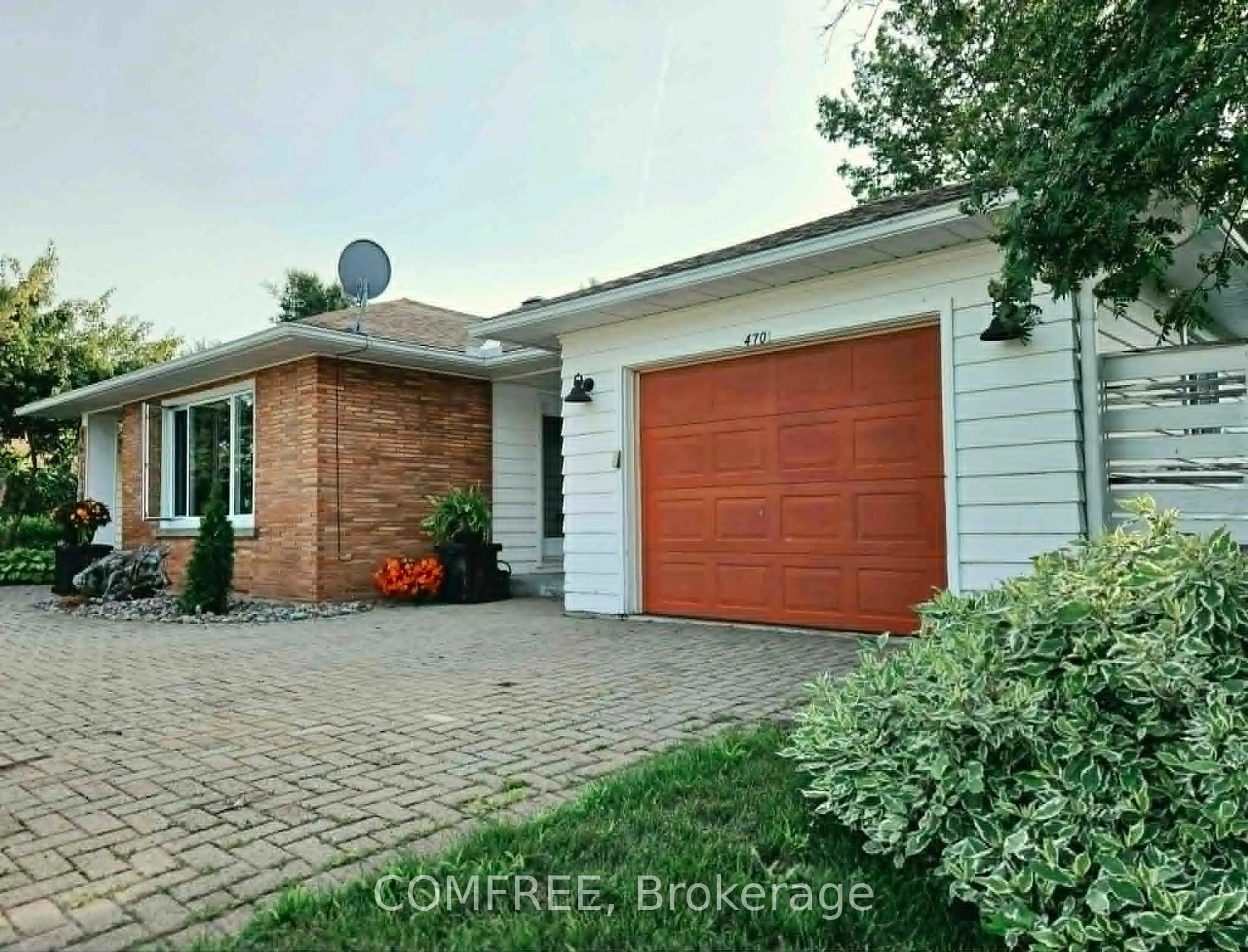 Home with brick exterior material, street for 470 Fraser St, Pembroke Ontario K8A 1Y7