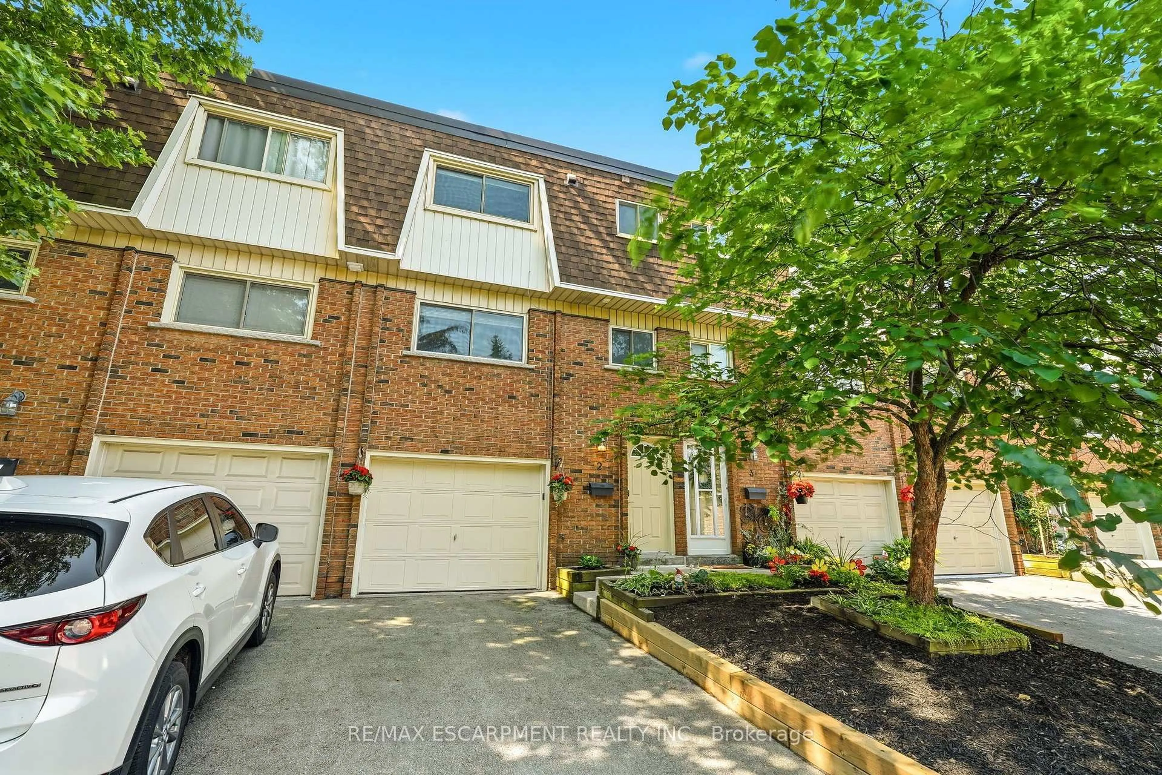 Unknown for 125 Bonaventure Dr #2, Hamilton Ontario L9C 5Y9
