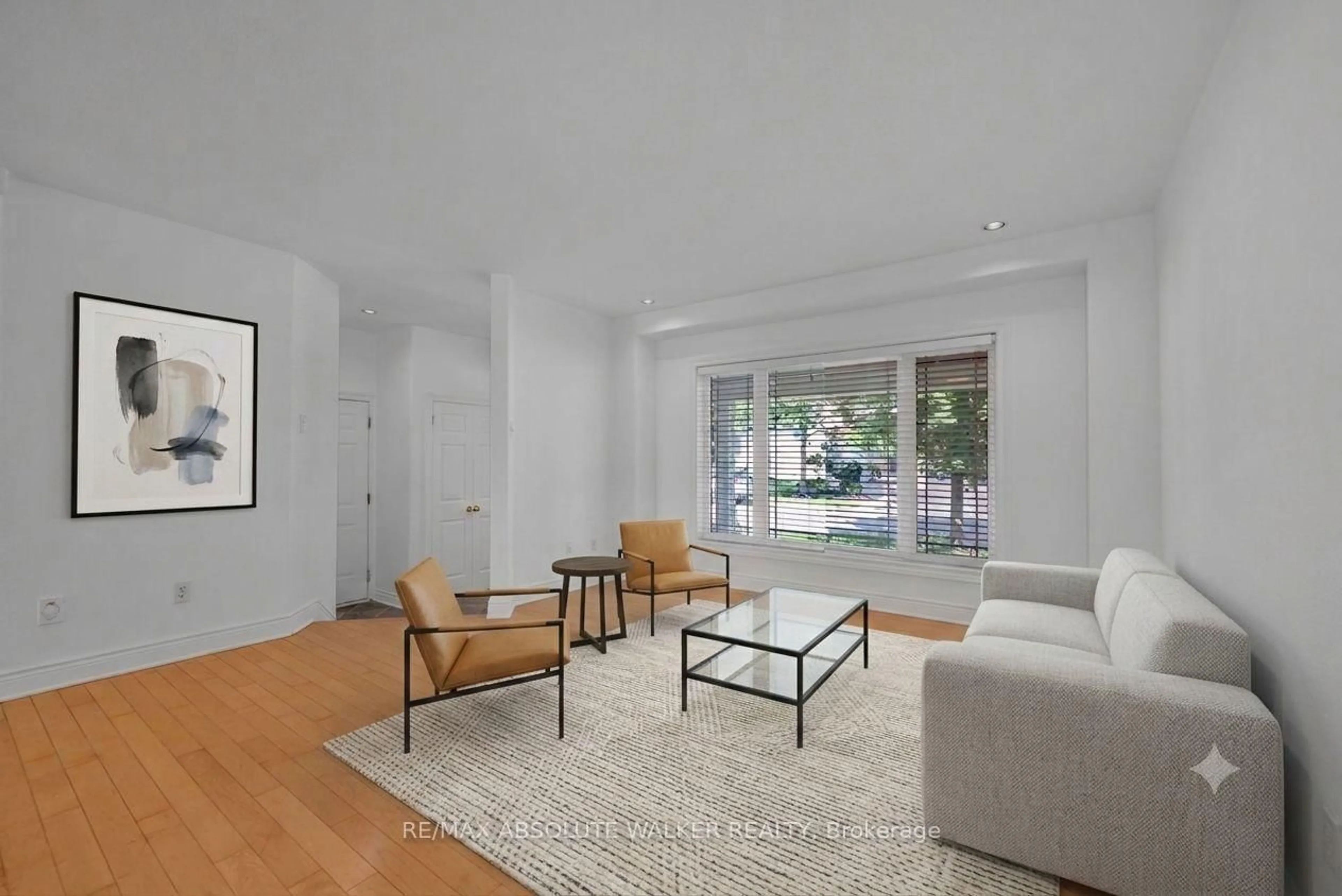 Living room with furniture, unknown for 2269 Sandman Cres, Ottawa Ontario K4A 4V7
