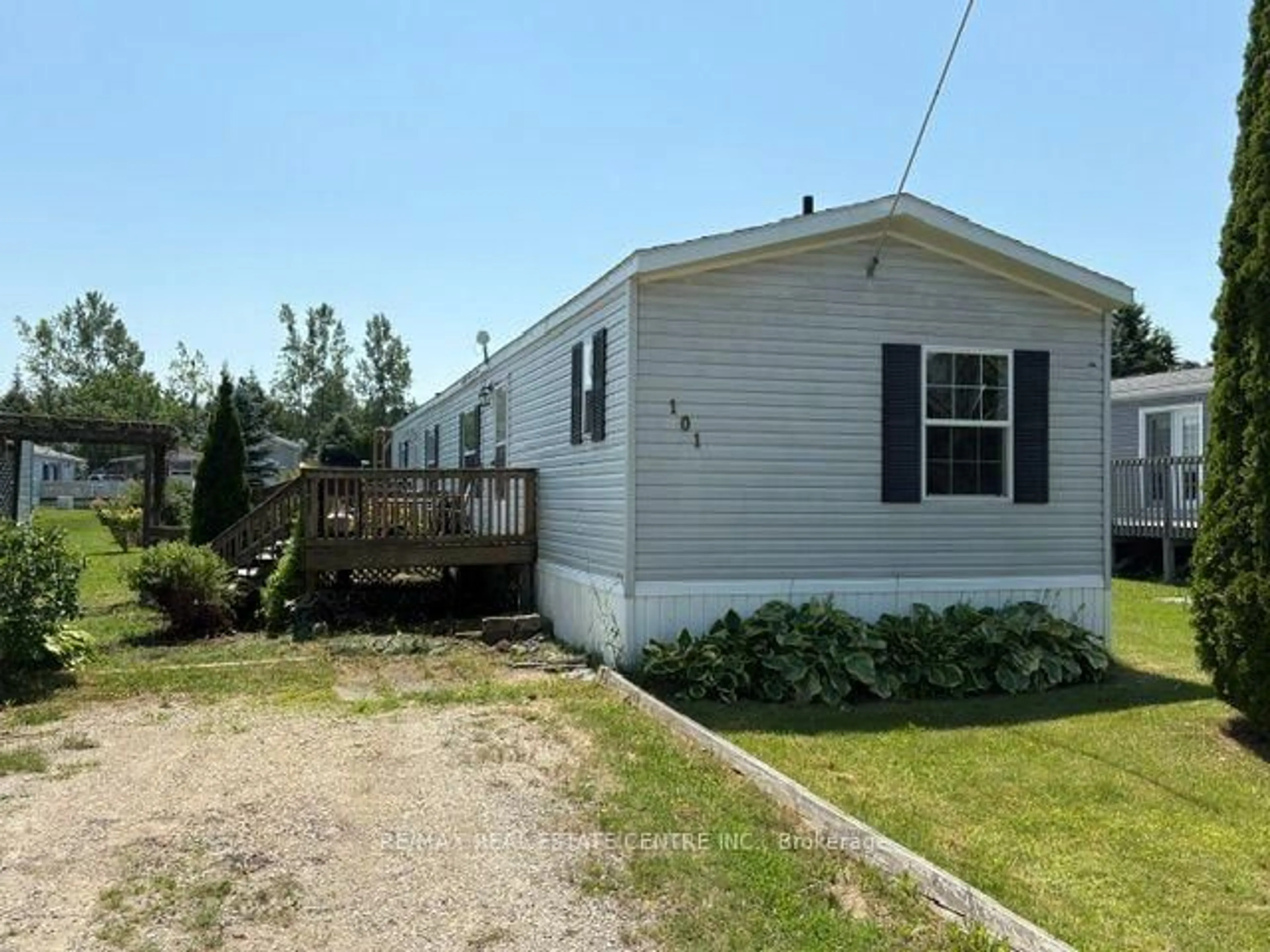 Unknown for 101 Maple Grove Village Rd, Southgate Ontario N0C 1B0