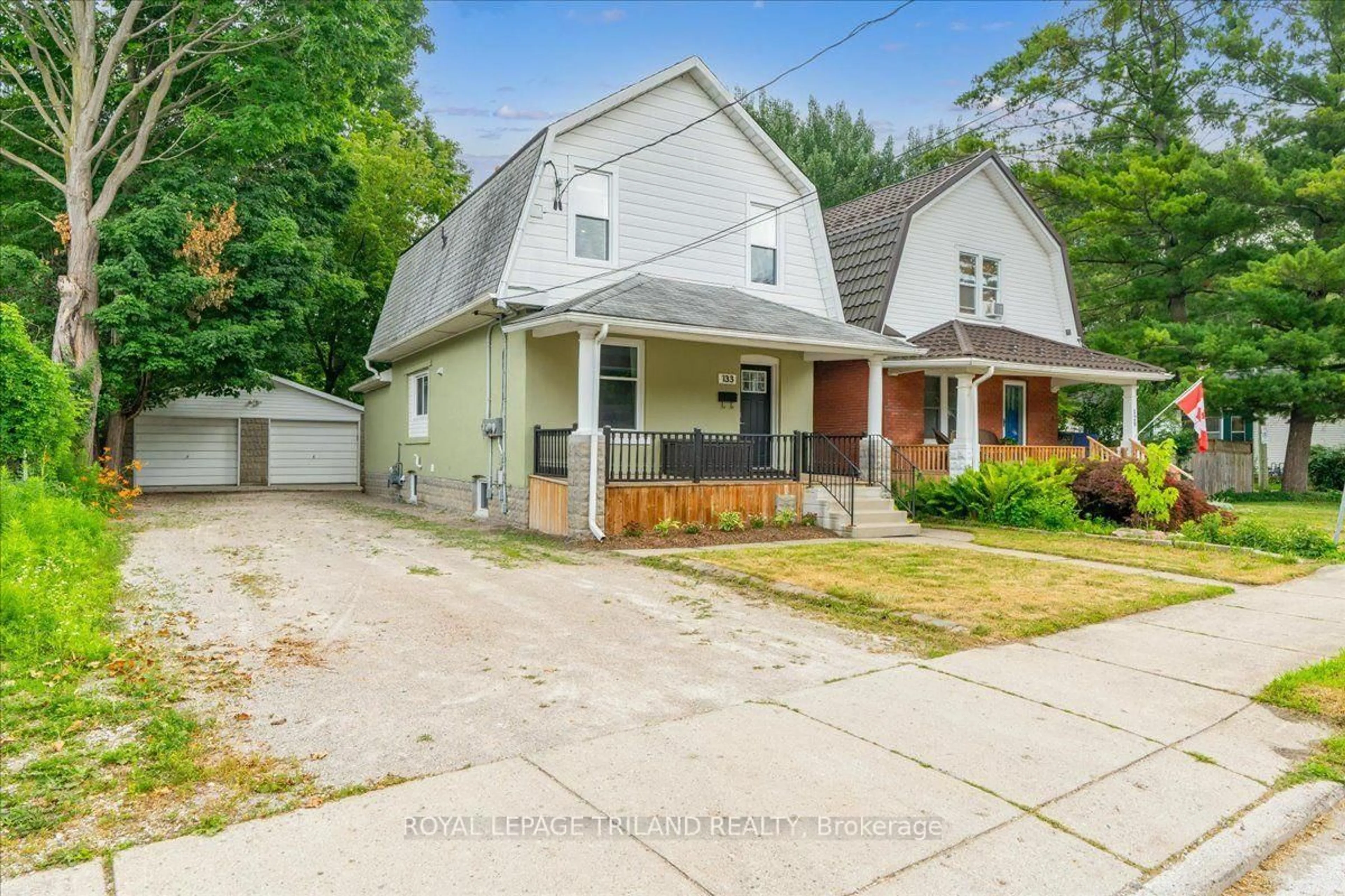 A pic from outside/outdoor area/front of a property/back of a property/a pic from drone, street for 133 Wilson Ave, London North Ontario N6H 1Y1