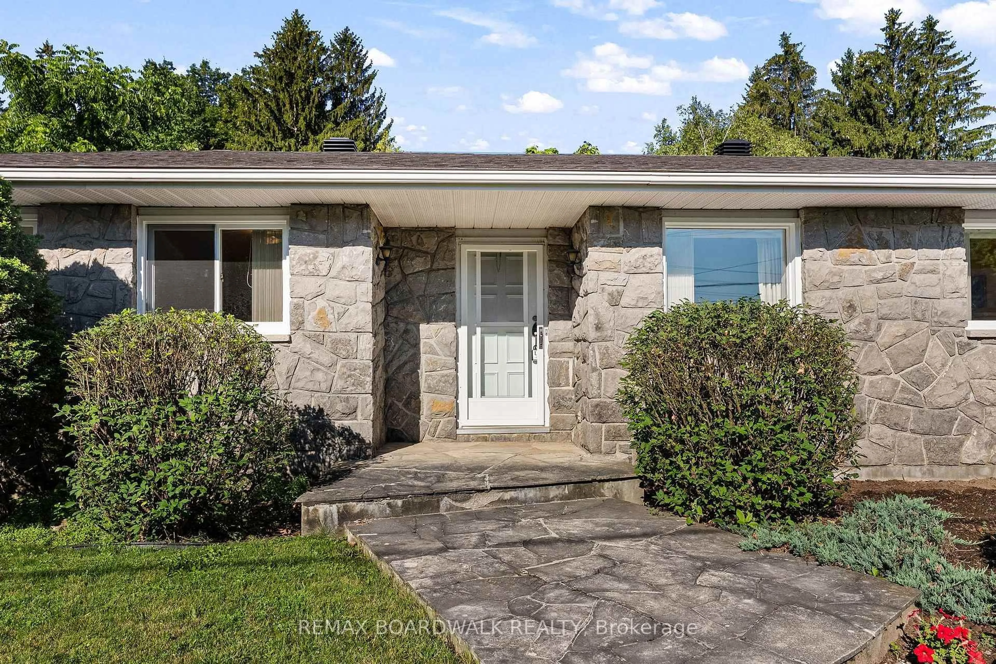 Home with brick exterior material, street for 3572 Woodroffe Ave, Barrhaven Ontario K2J 4G7